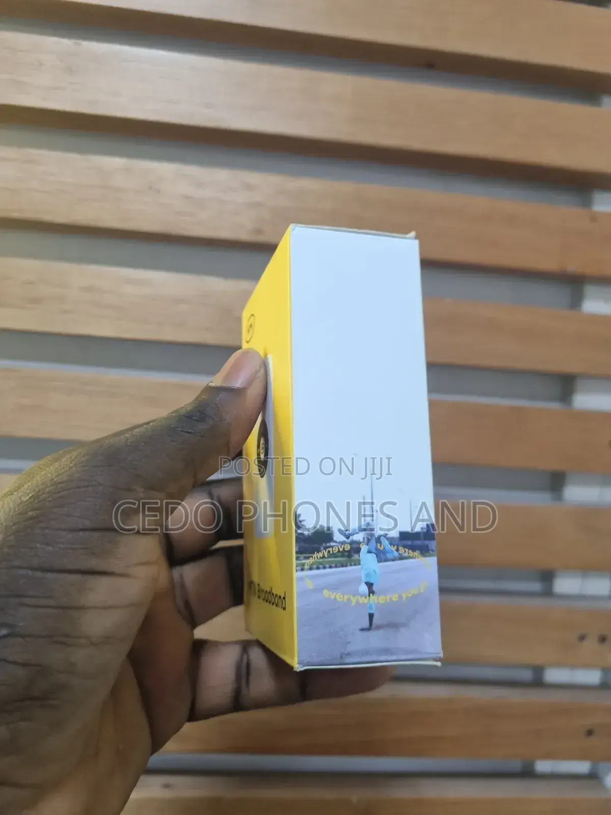 Uuniversal Pocket Mifi / MTN LTE CAT 4 BROADBAND