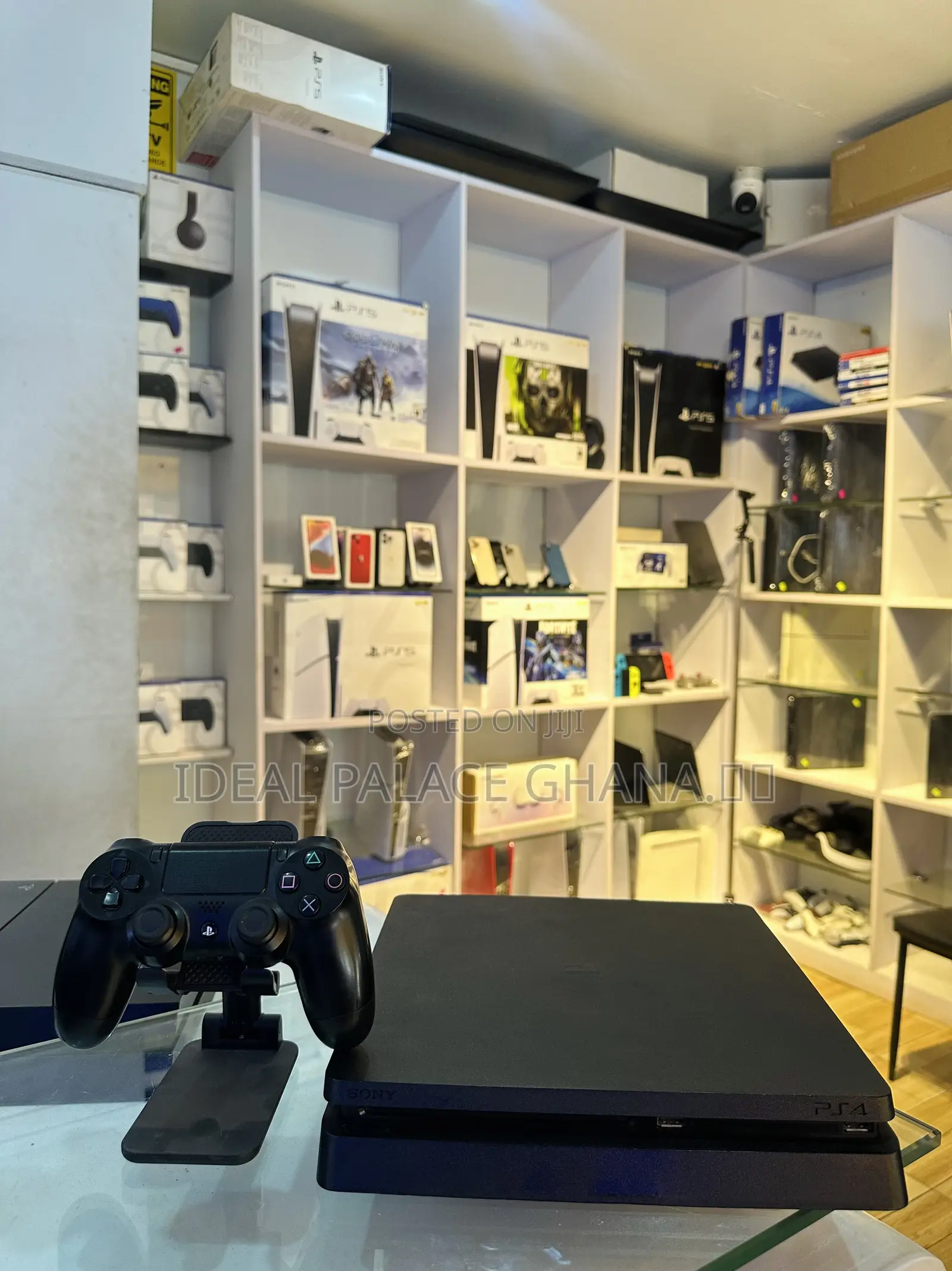 Slim Ps4. Free 10 Games