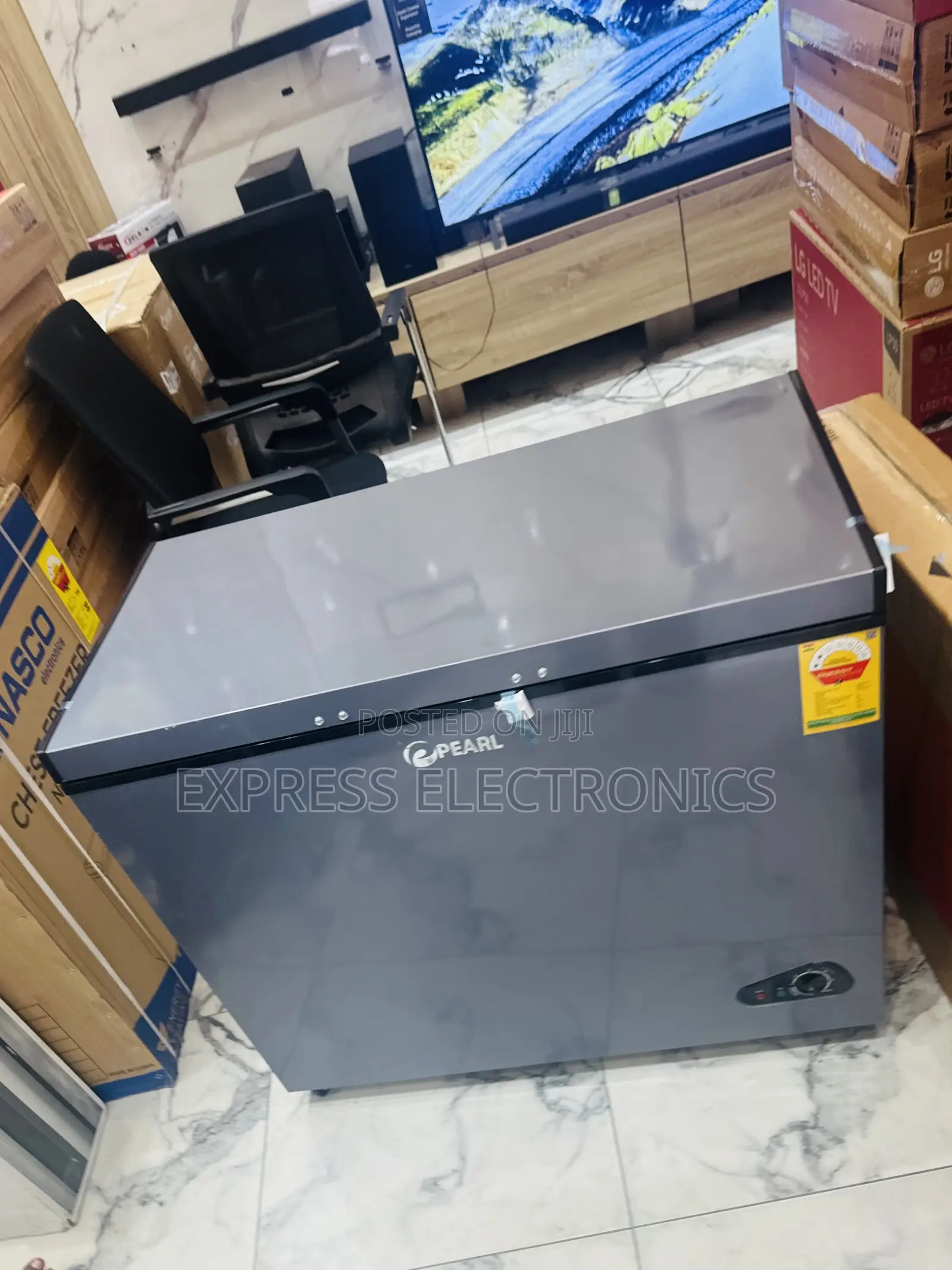 Call and Order 251L PCF--2B Chest Freezer Single Door