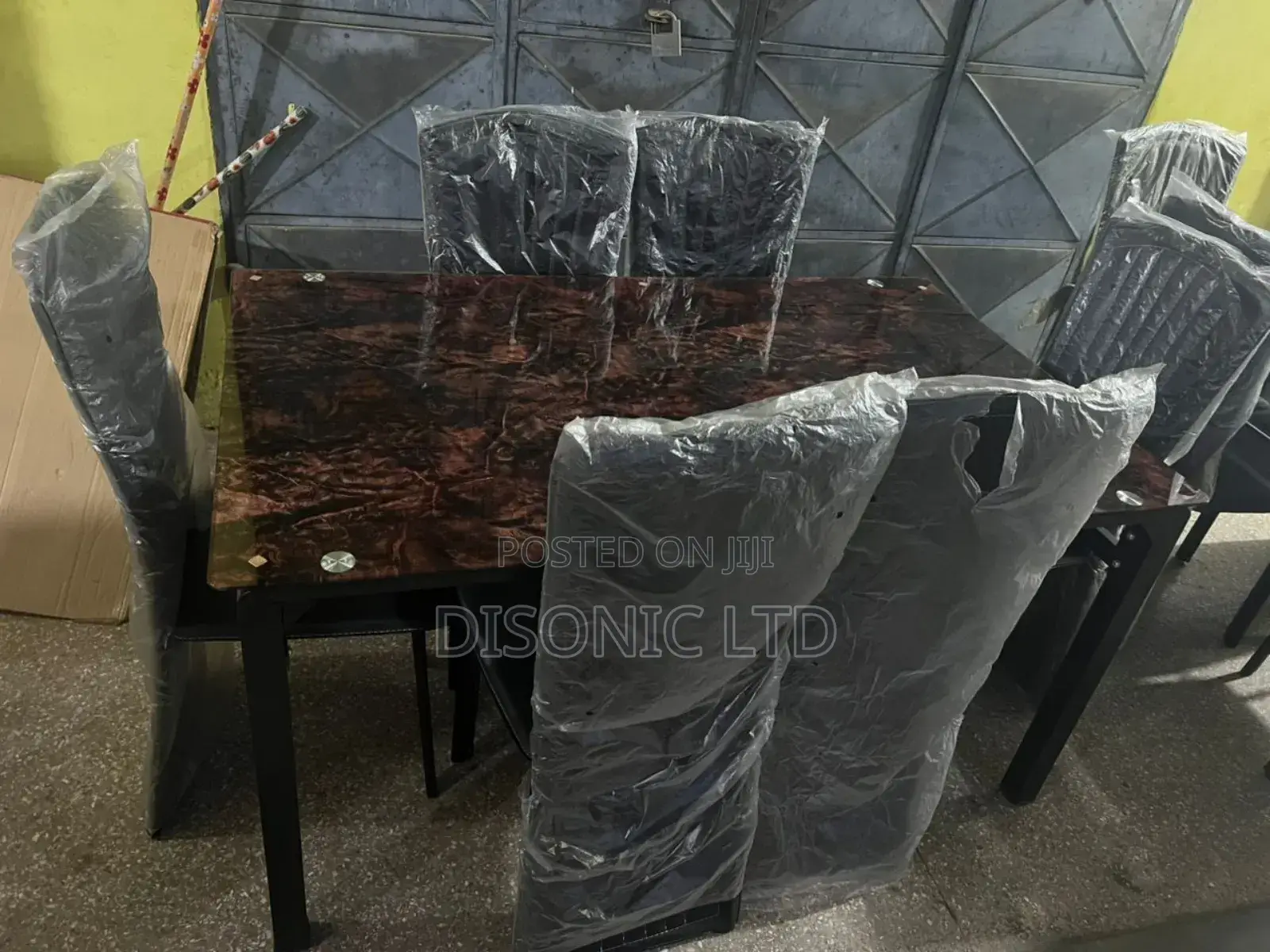 Dining Table With 6 Chairs