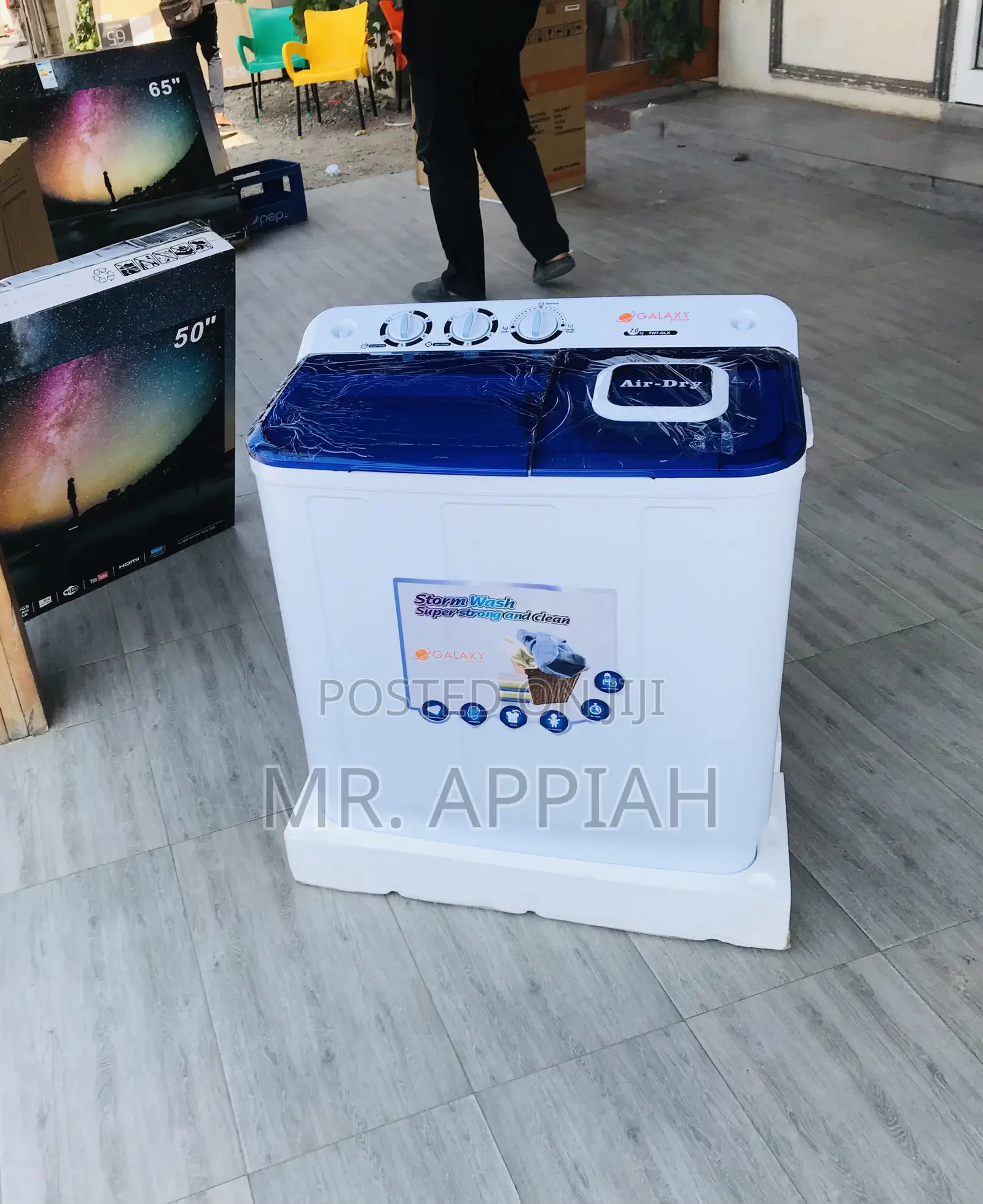 Quiet and Efficient Galaxy 6kg Top Load Washing Machine.