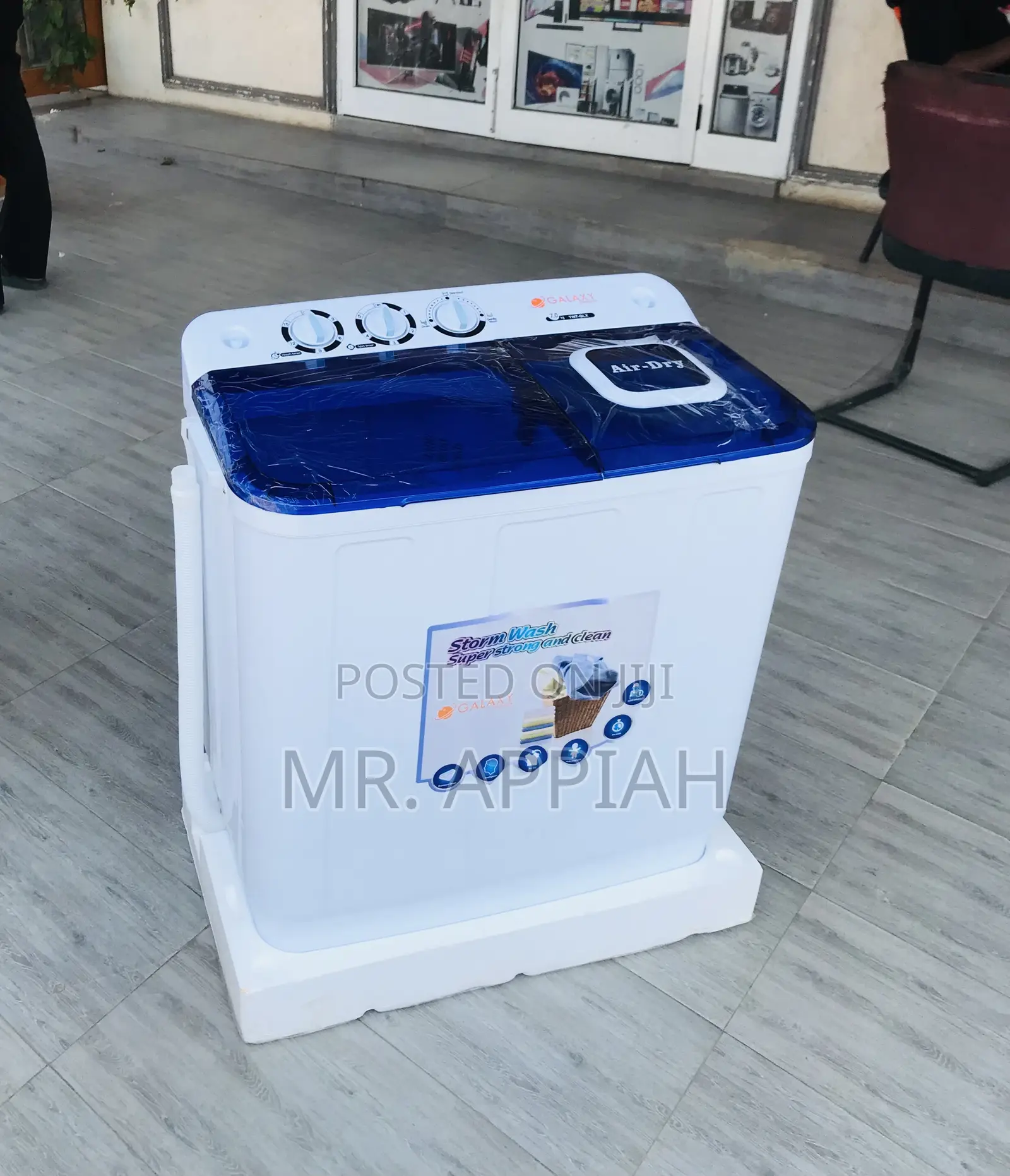 Effortless Cleaning Galaxy 7kg Top Load Washing Machine.