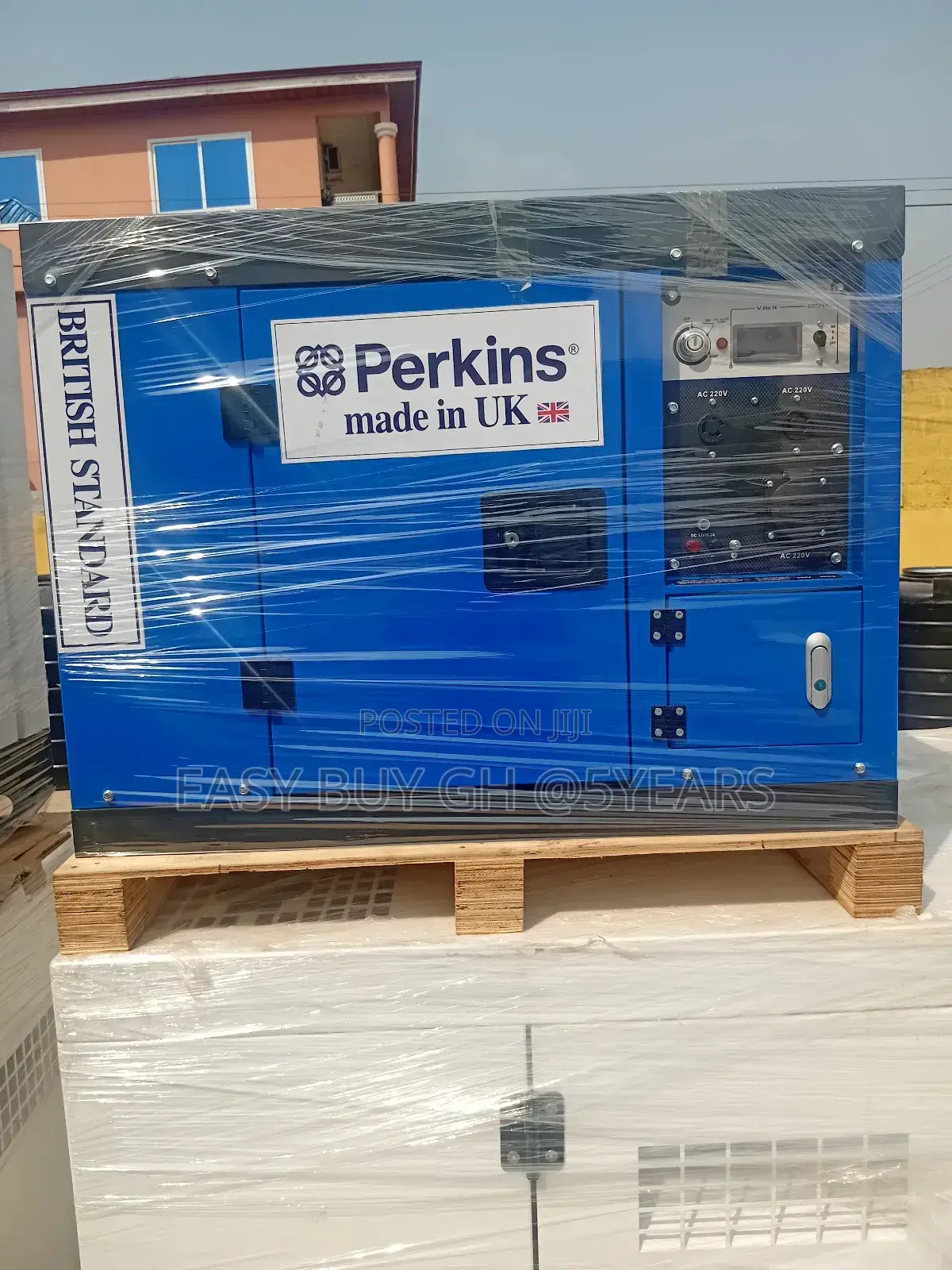Perkins Silent Diesel Generator 15kw 18kva Water Resistant