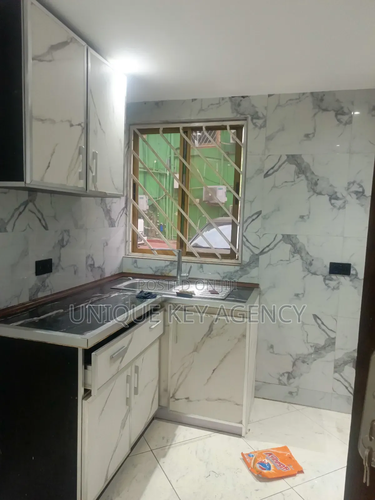 1bdrm Apartment in Unique Key Agency, Dzorwulu for rent