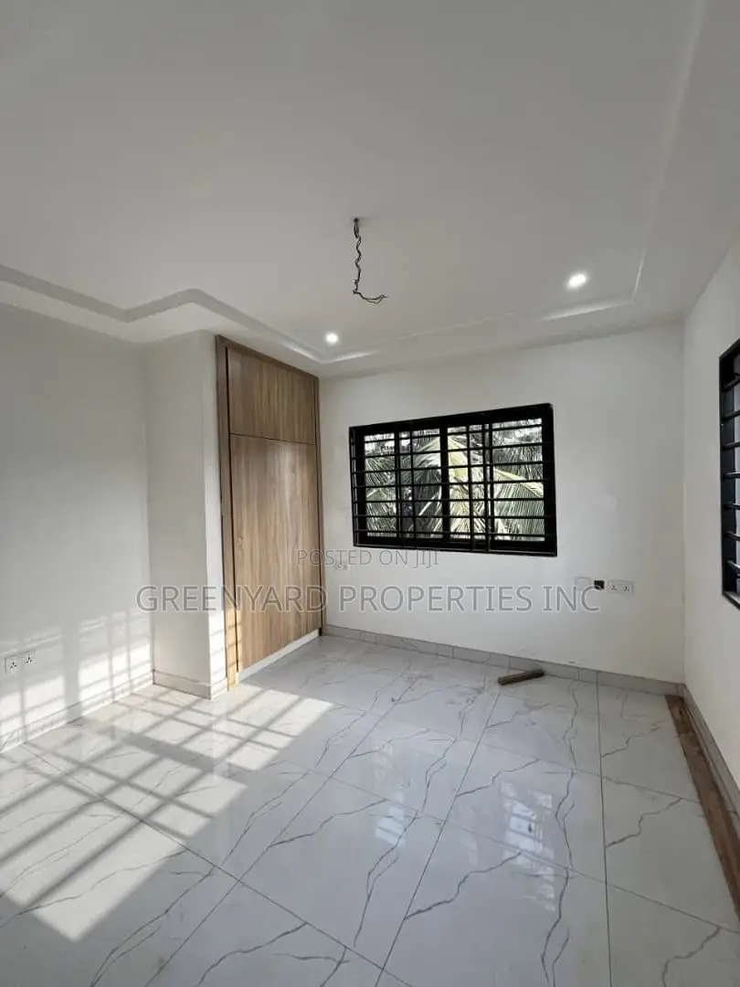 3bdrm Duplex in Pokuase for sale