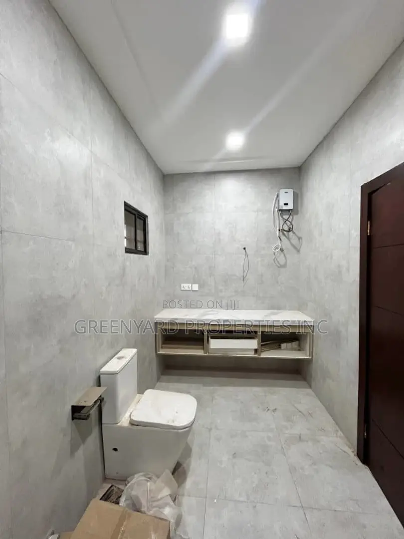 3bdrm Duplex in Pokuase for sale