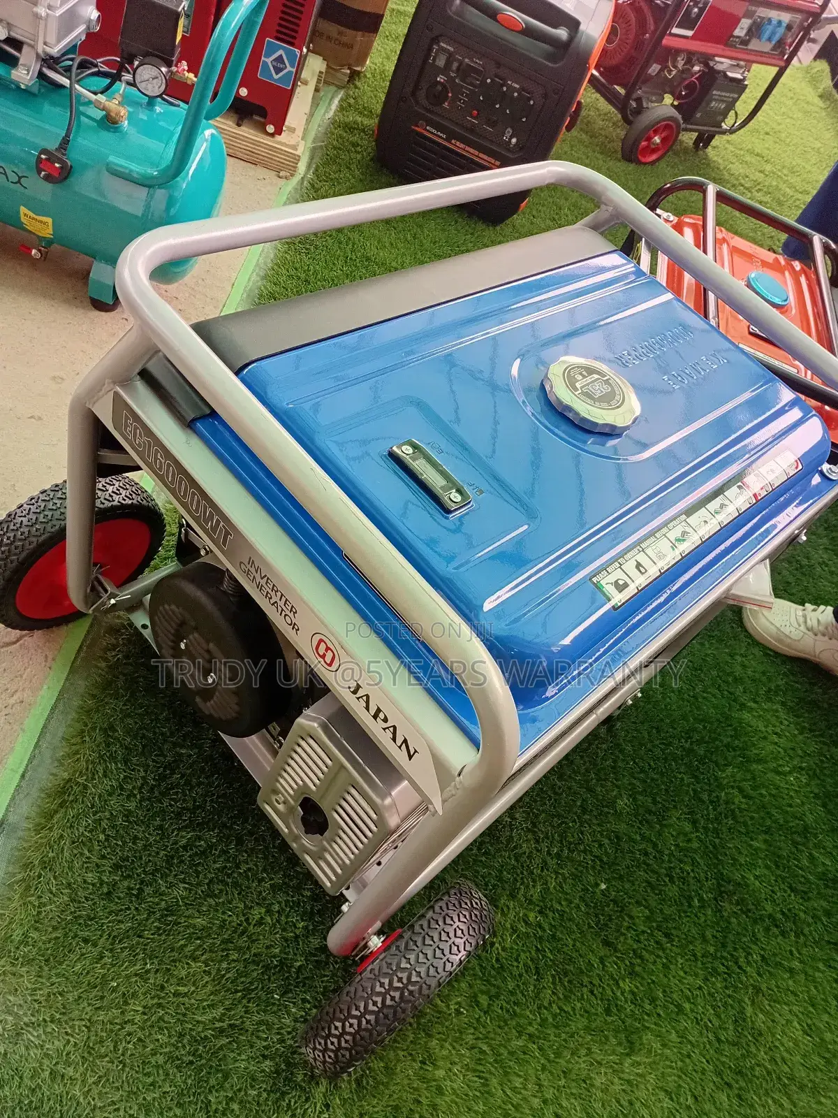 Large Fuel Tank 15kva 16500wats Pertrol Generator Japan Mode