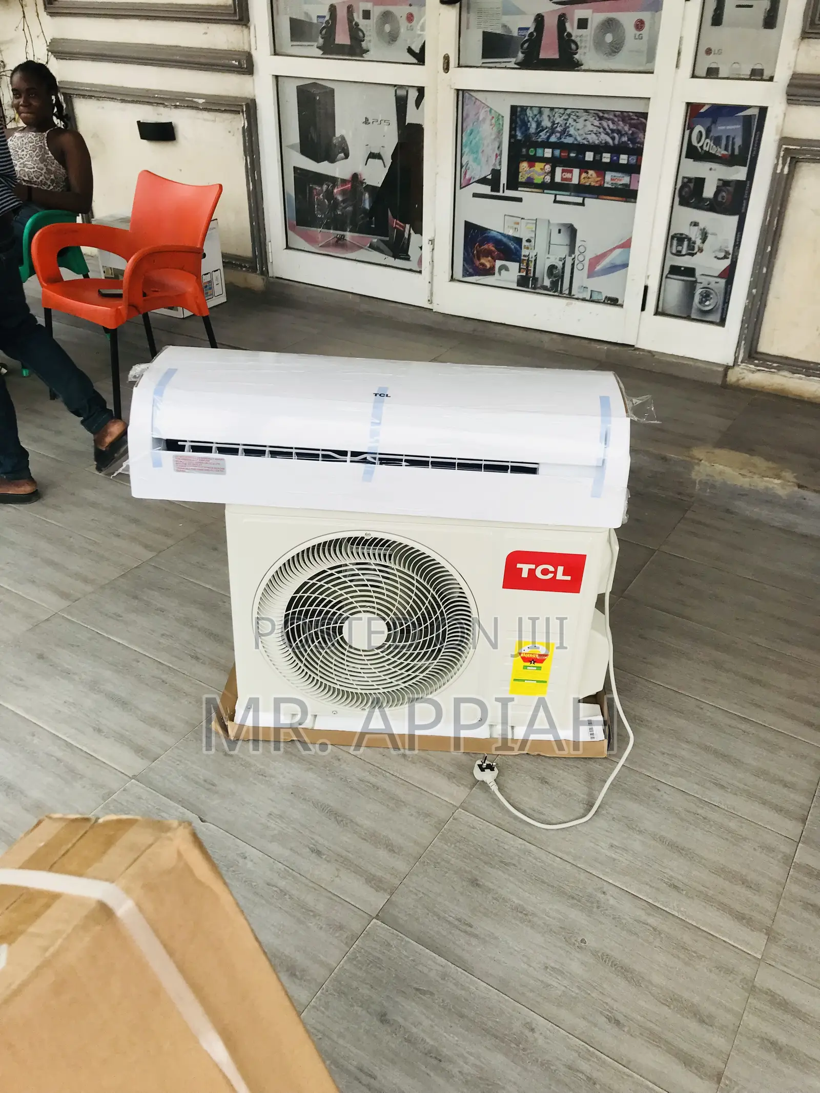 Rapid Cooling TCL 1.5hp Split Inverter Air Conditioner.