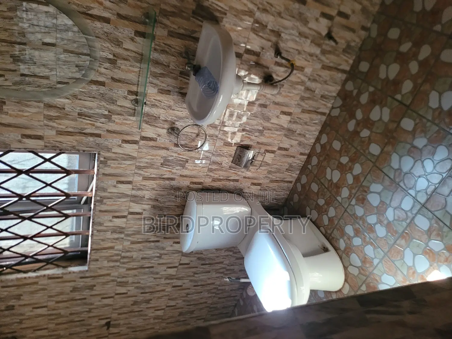 2bdrm Apartment in Birdgroup, East Legon for rent