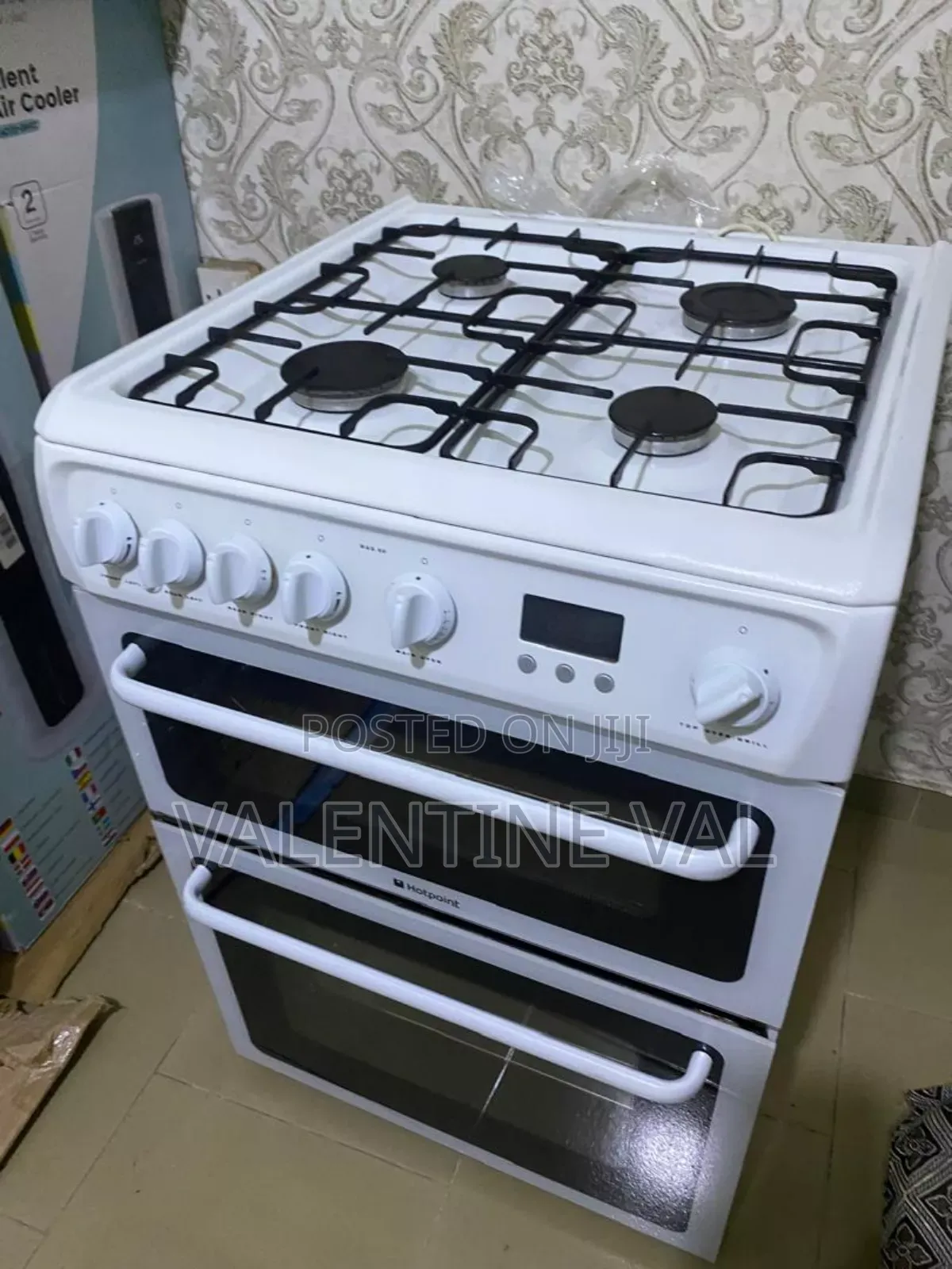 Hotpoint Full Gas Cooking Stove With Oven and Grill