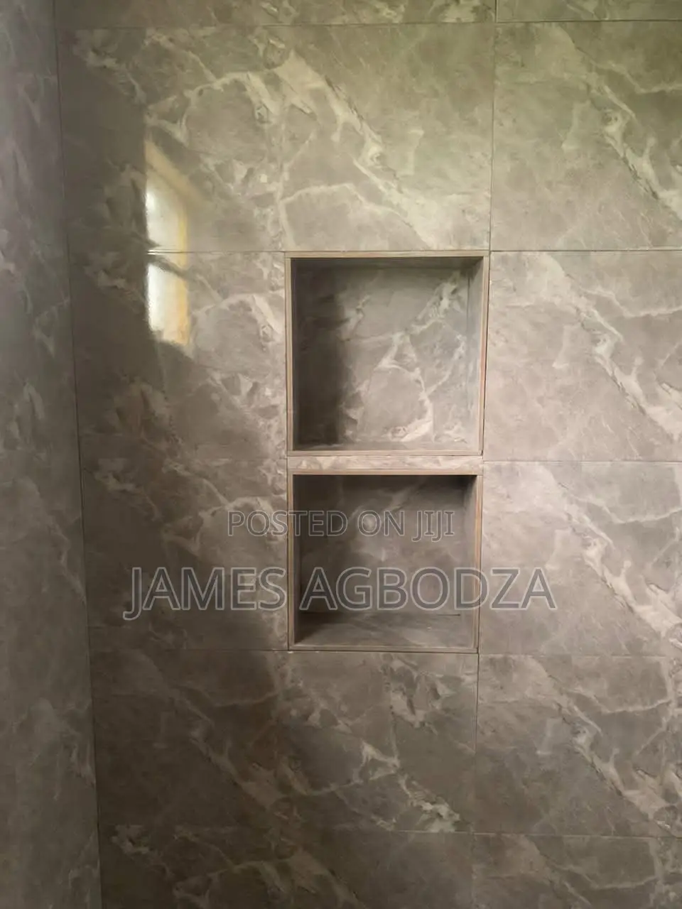 Am a Professional Tiler.