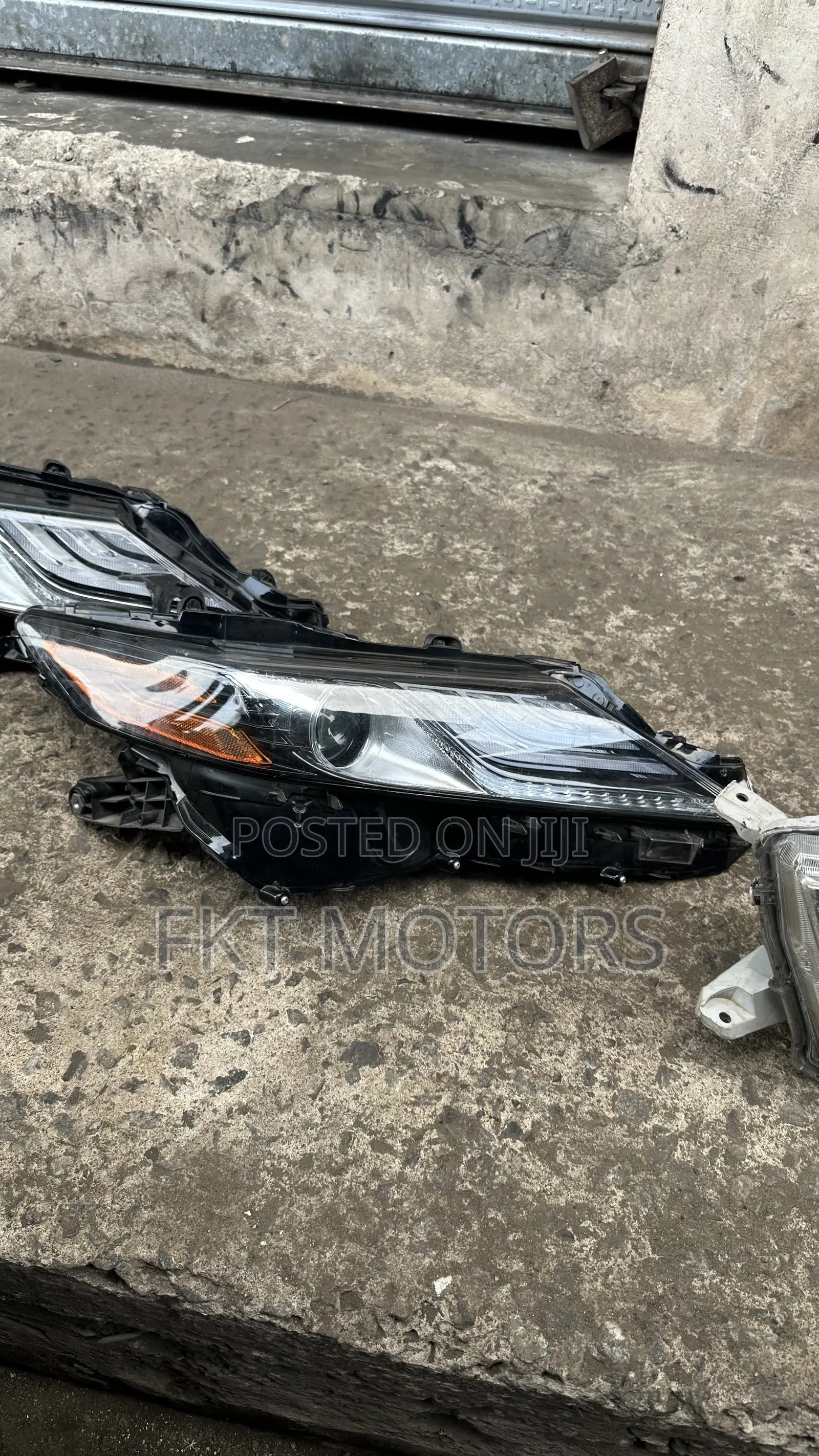 Toyota Camry Headlight 2018,2019,2020,2021