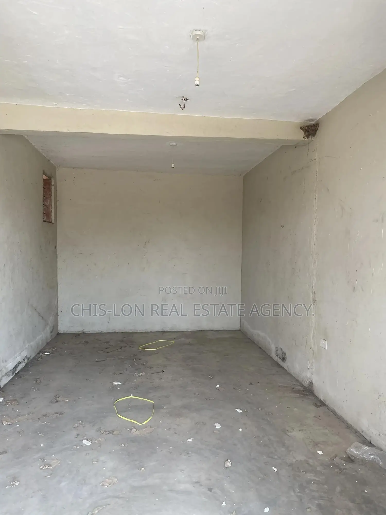 Road Side Shop for Rent