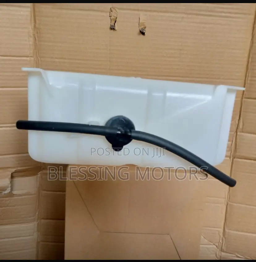 Nissan Patrol Reservoir Tank