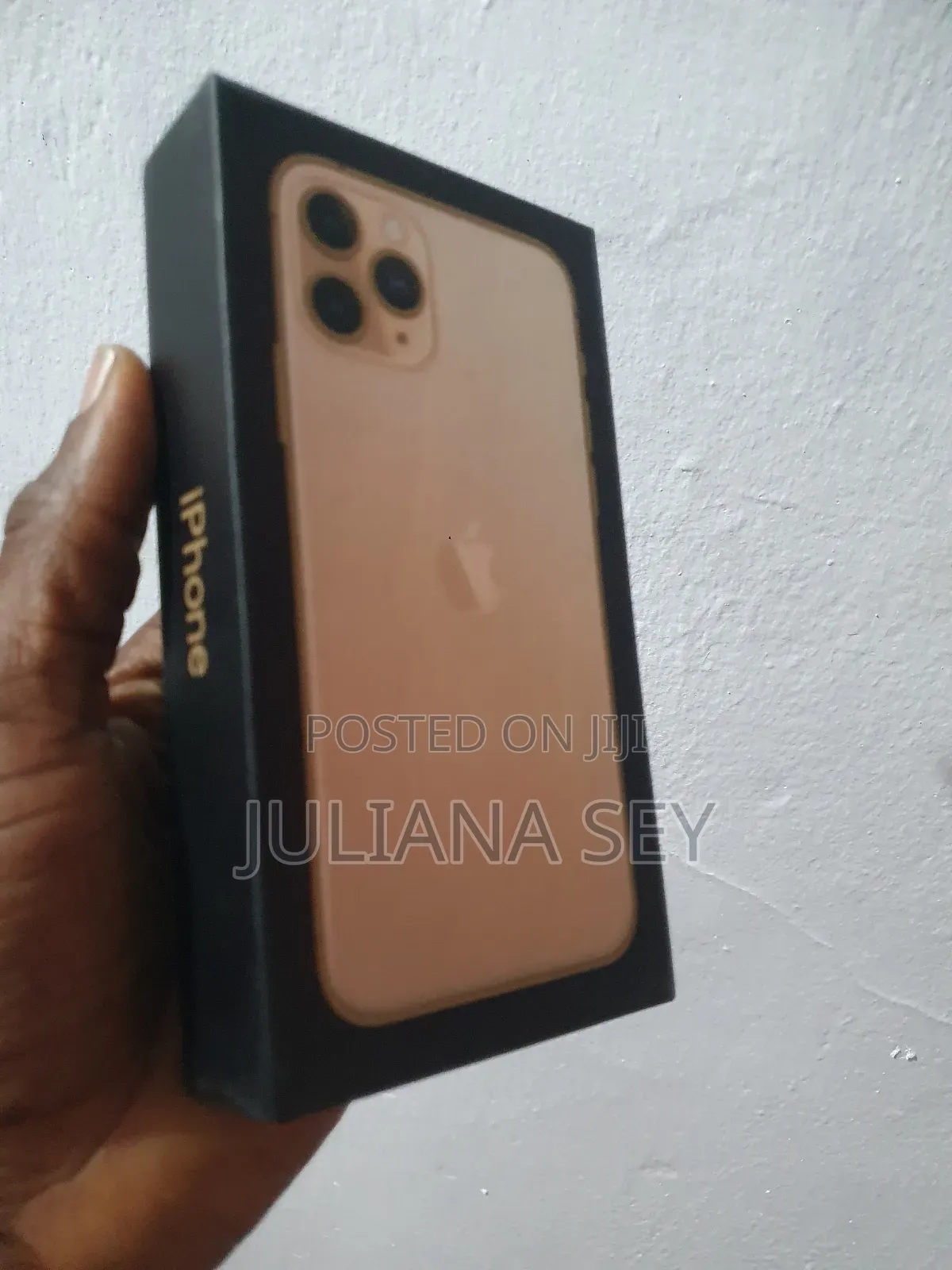 New Apple iPhone 11 Pro 64 GB Gold