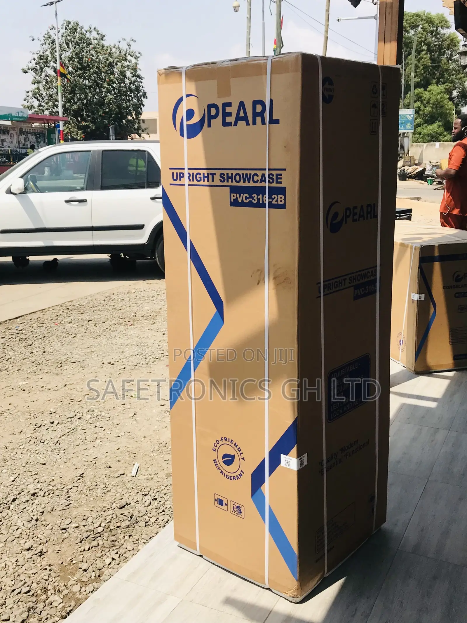 Order Freshflow 235 Liters Display Pearl Singledoor PVC-316