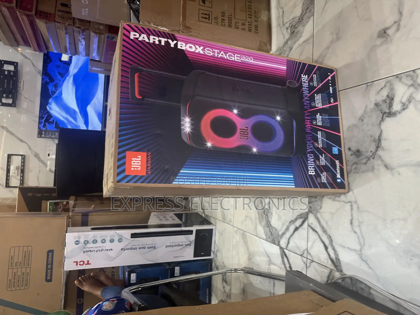 Rhythm Realm Bluetooth Speaker Partybox 320 JBL