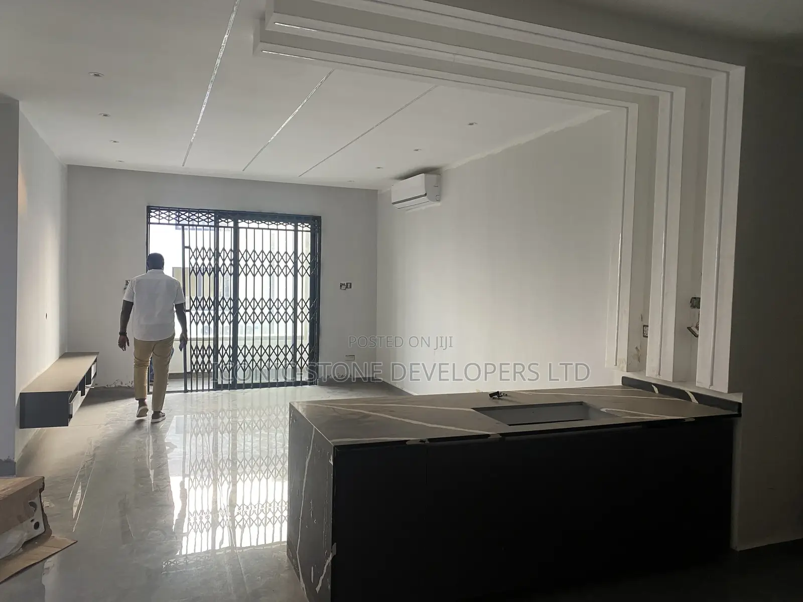3bdrm Apartment in East Airport for sale