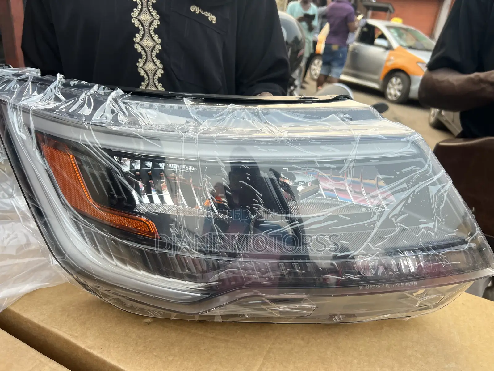 Ford Explorer 2016-19 Headlight Pair