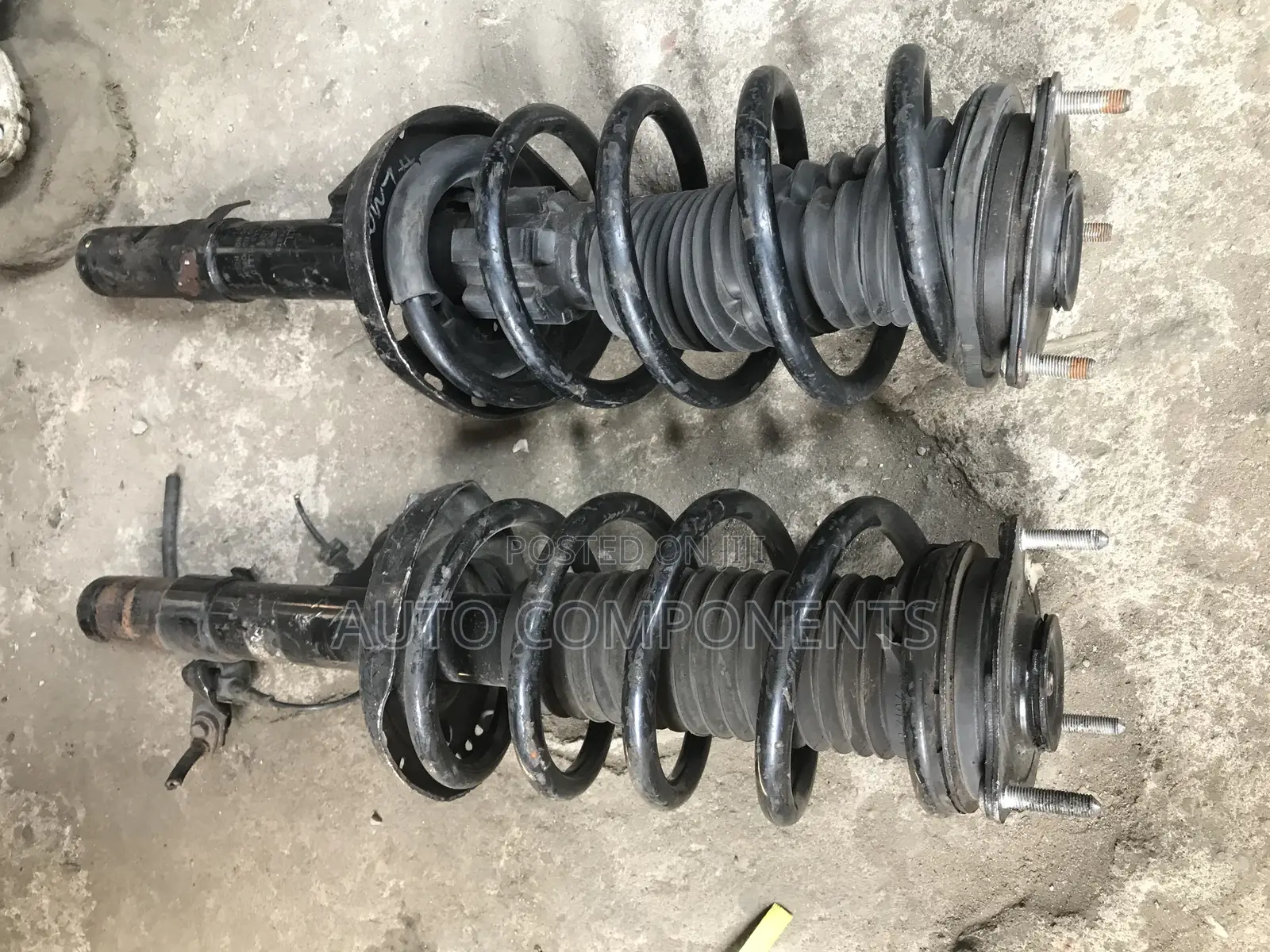 Honda Pilot 2018 Front Shock Absorbers
