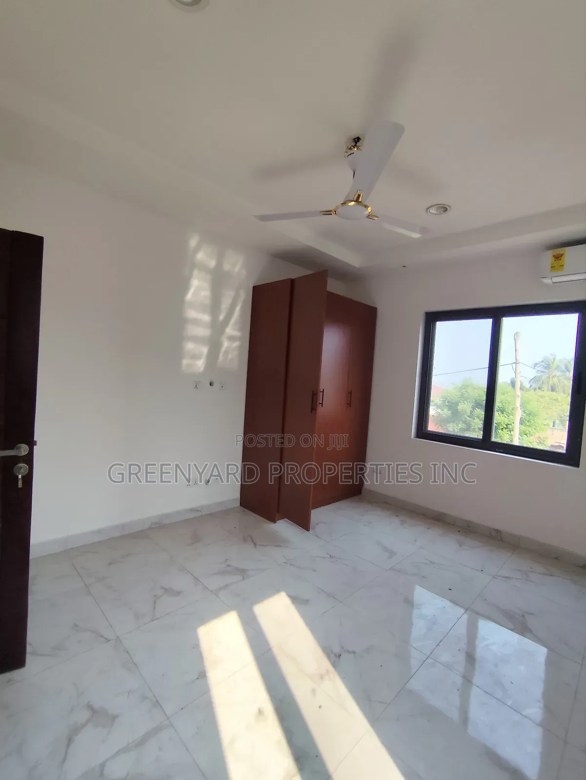 3bdrm Duplex in School Junction, Ashaley Botwe for sale