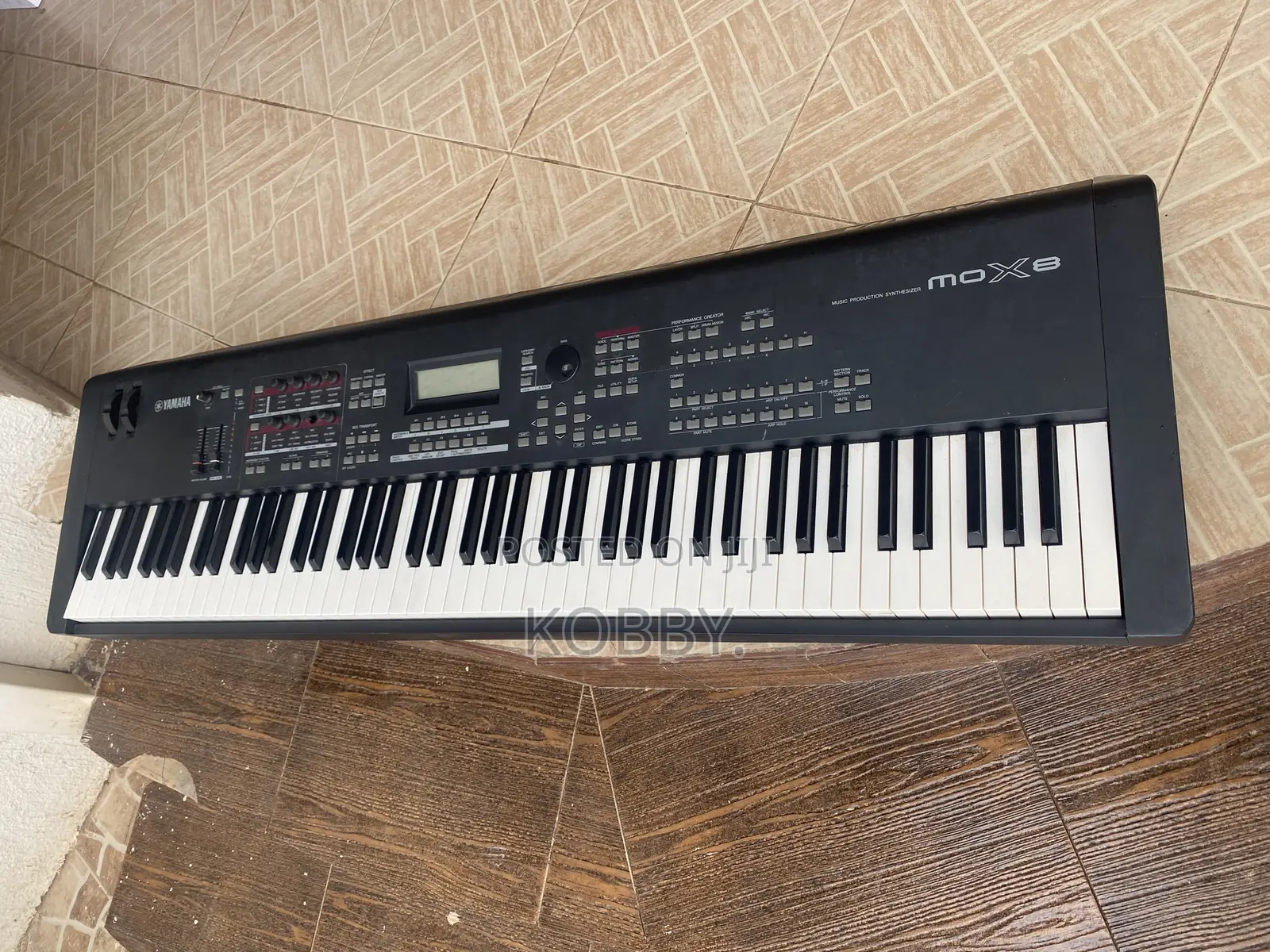Yamaha Mox8