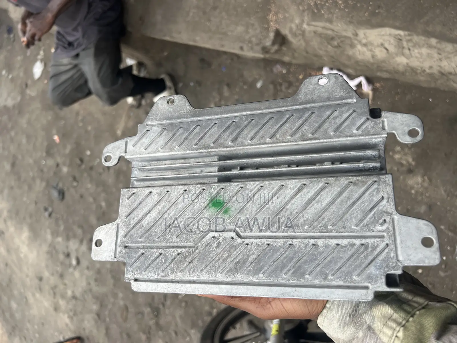 Range Rover Sport 2018 Audio Sound Amplifier Mid 8