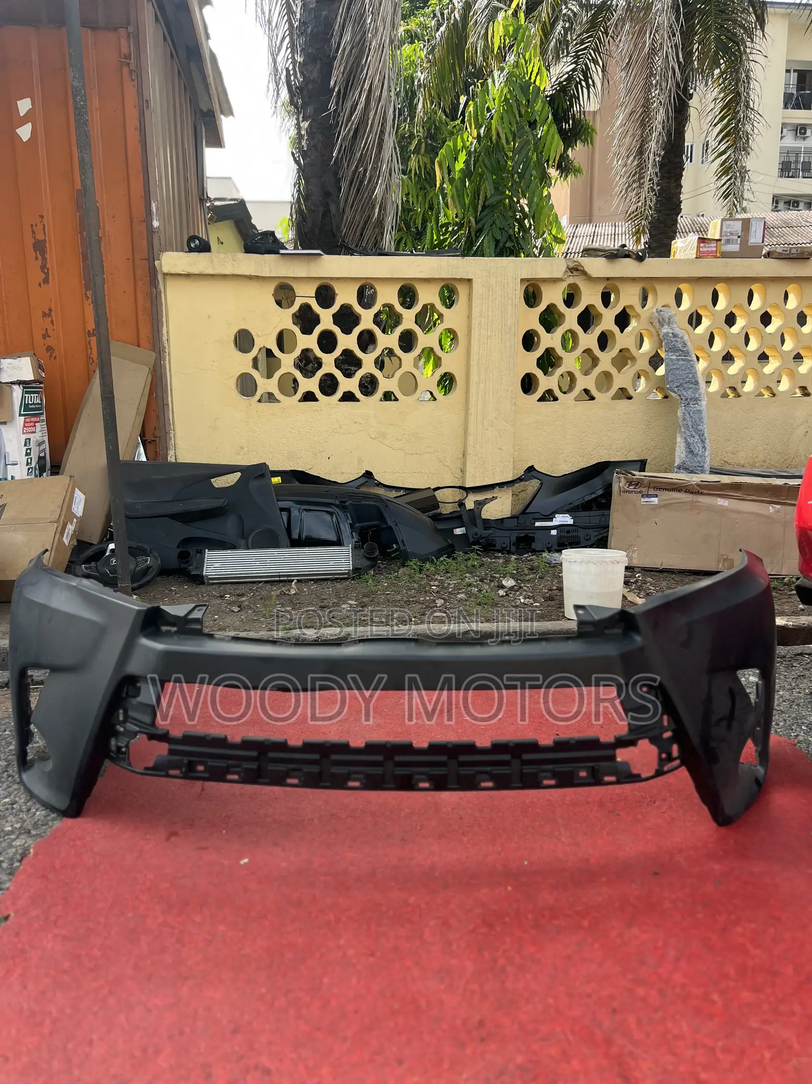 Toyota Highlander Front Bumper Upper Top