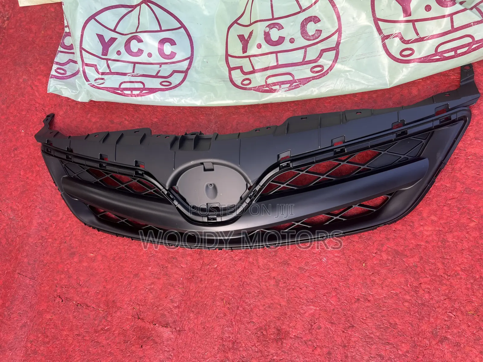 Toyota RAV4 Front Grille