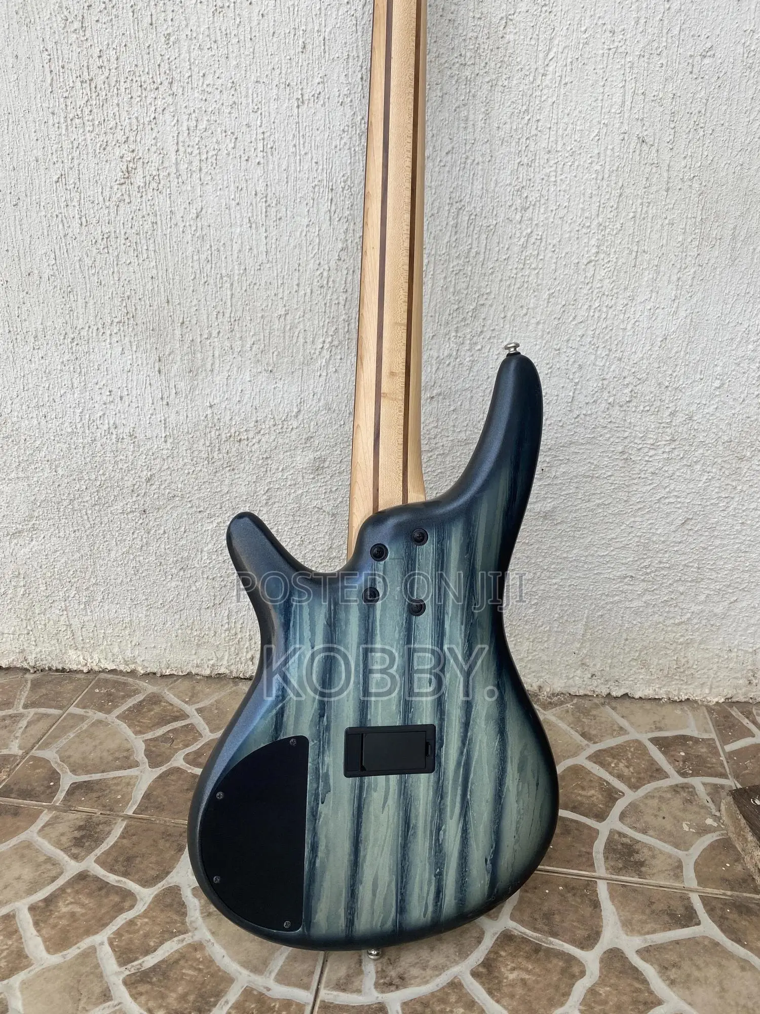 Ibanez SDGR 305e Active Bass Guitar