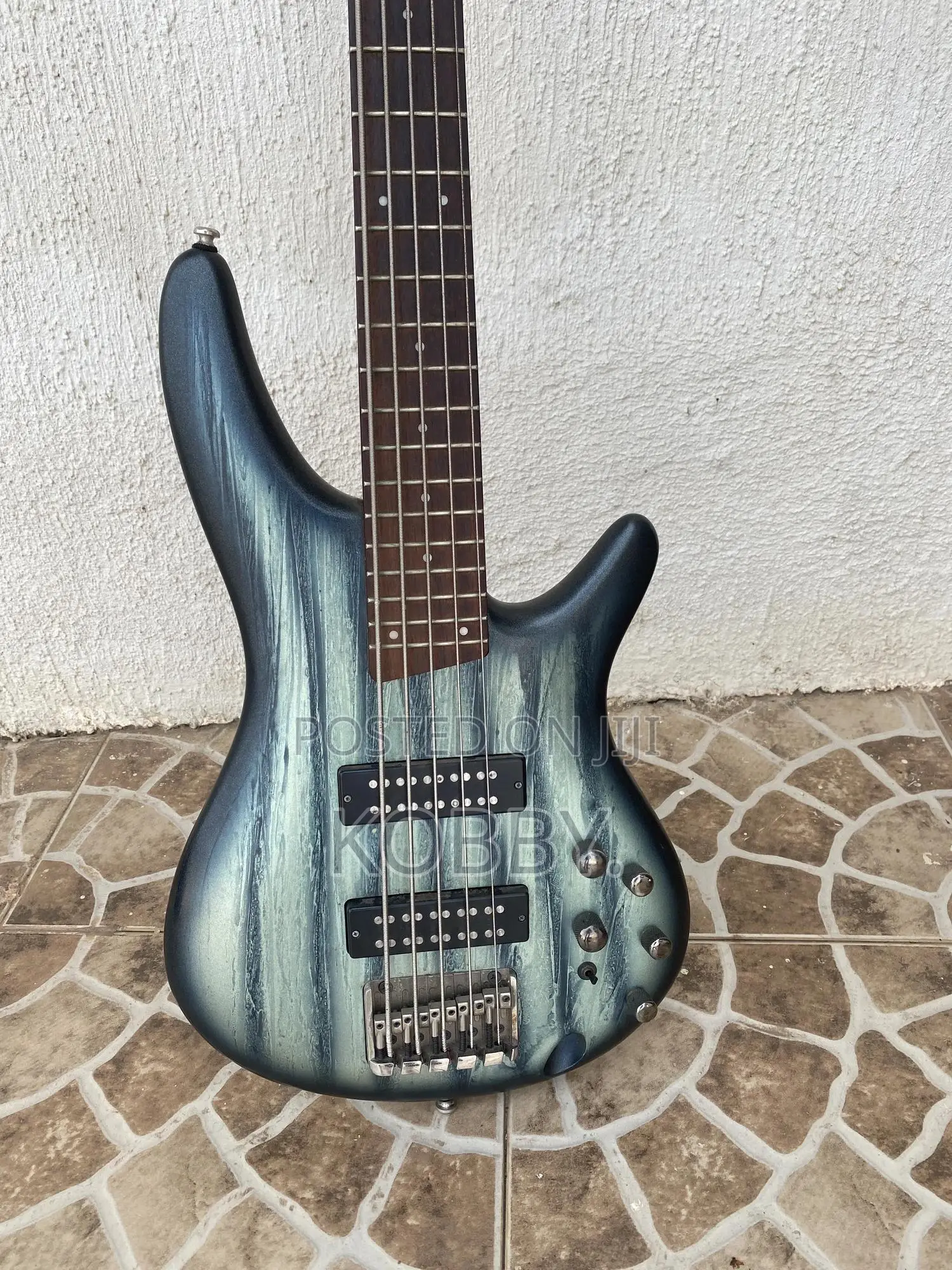 Ibanez SDGR 305e Active Bass Guitar