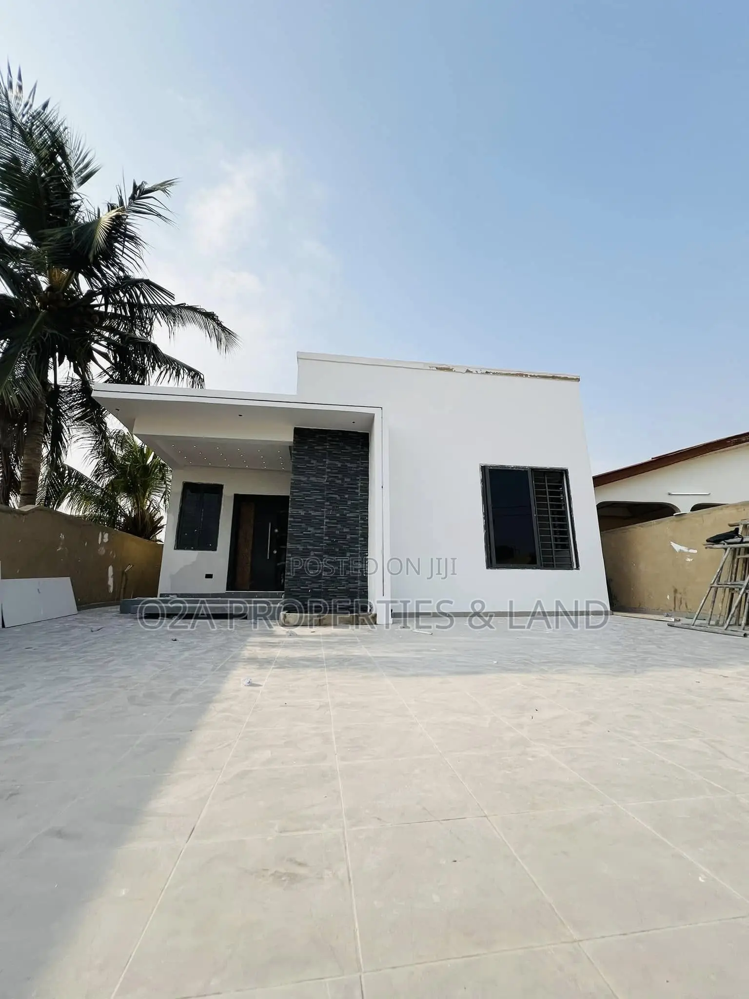 3bdrm House in Ashaley Botwe for sale