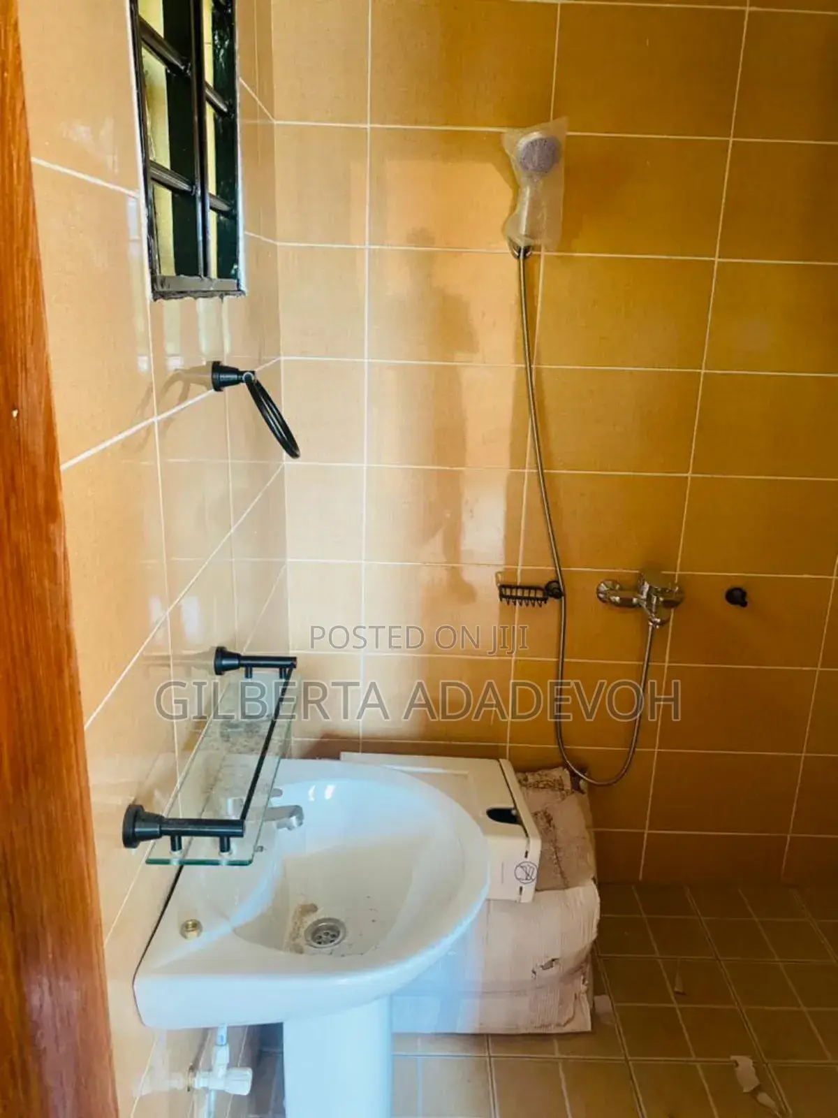 2bdrm Apartment in Borga Homes, Danfa for rent