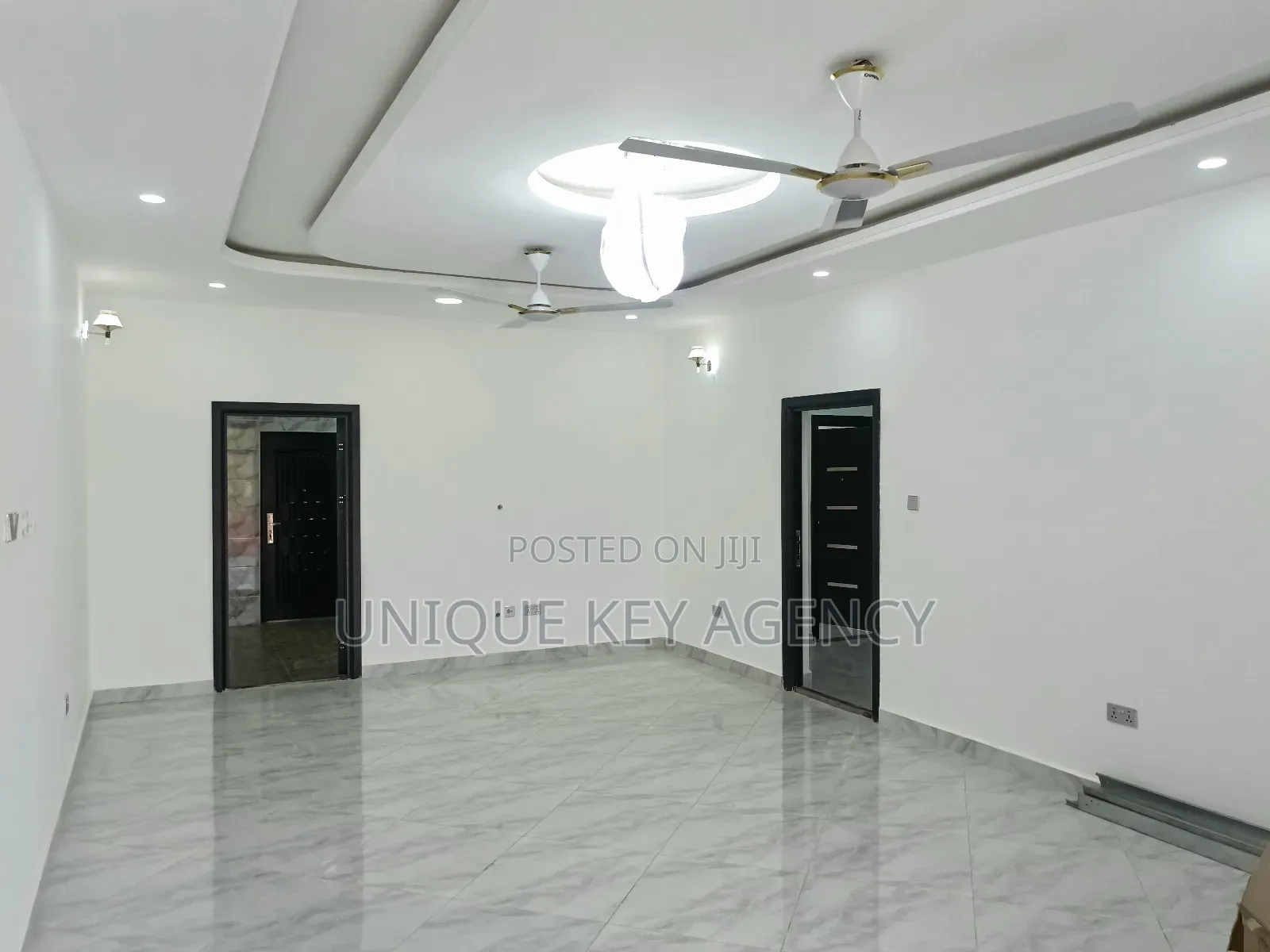2bdrm Apartment in Unique Key Agency, Airport Residential Area