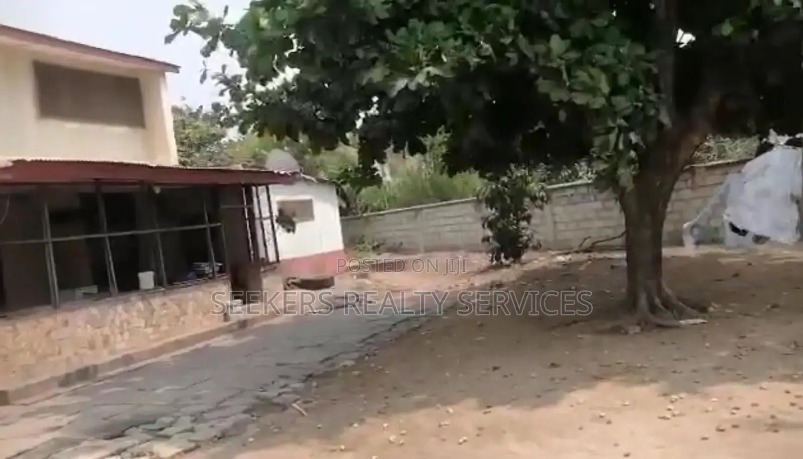 Land With Old Building on It for Sale at Labone
