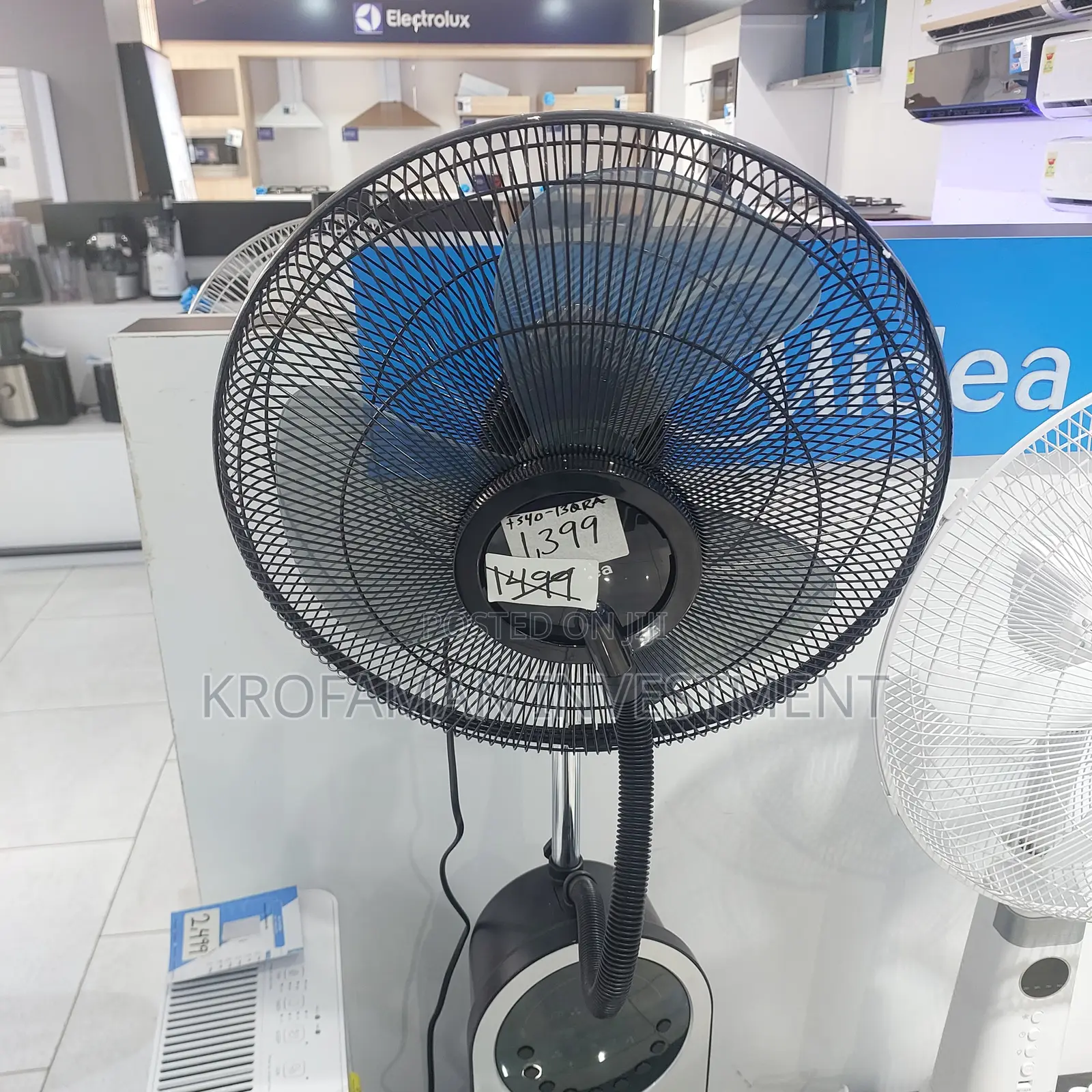 Midea Water Mist Fan 16