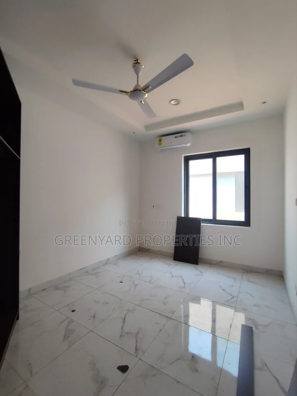 3bdrm Duplex in School Junction, Ashaley Botwe for sale