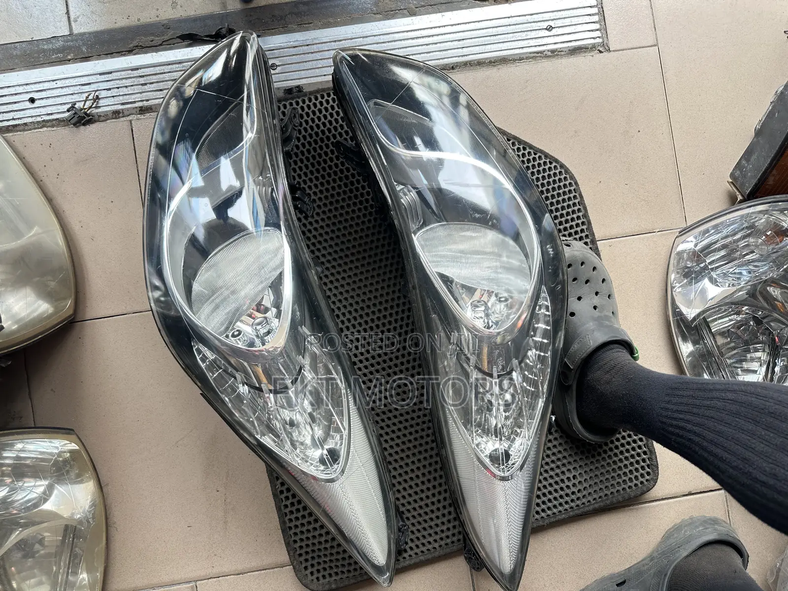 Hyundai Elantra Headlight 2010,2011,2012,2013,2014,2015,2016