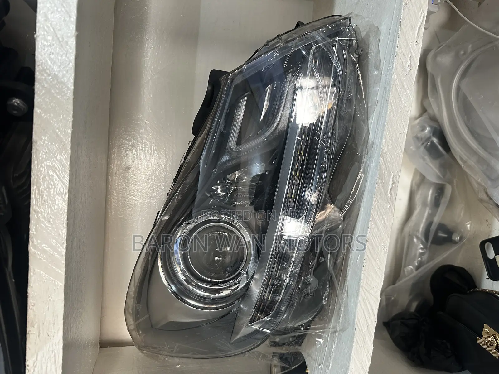 W204 Normal Led Head Light Available