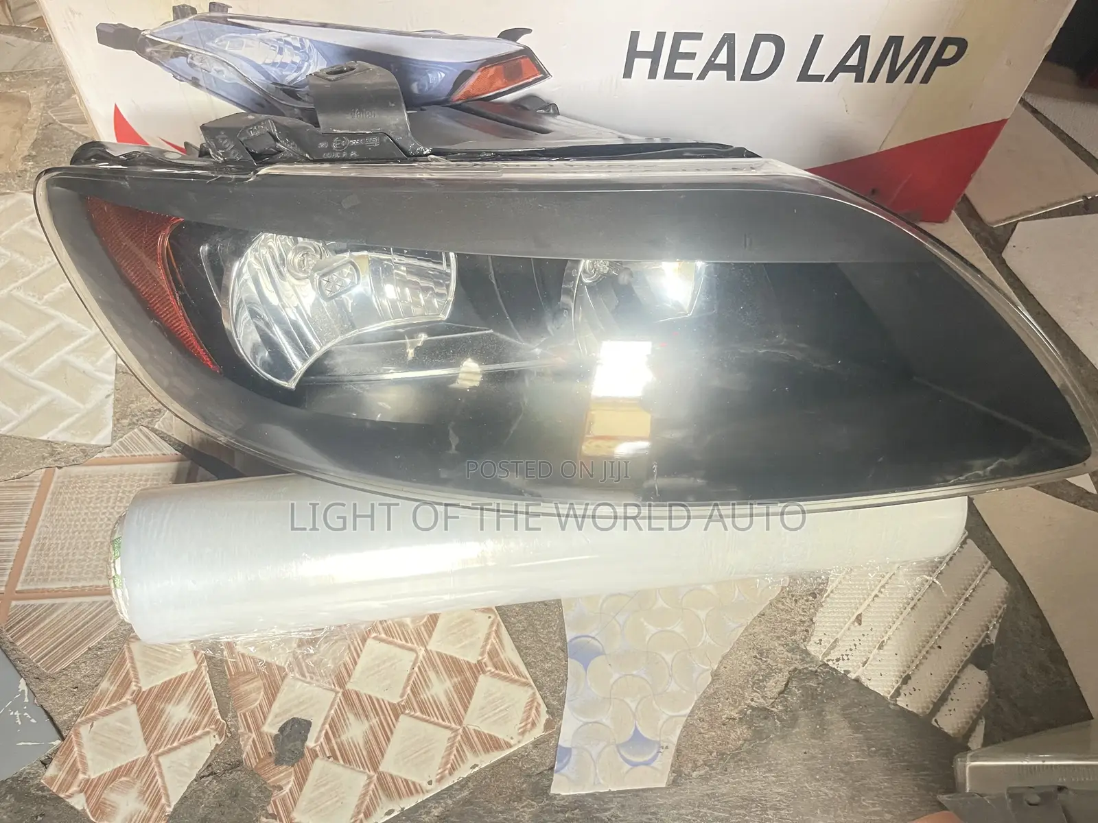 Audi Q7 2009 Headlight Right Side