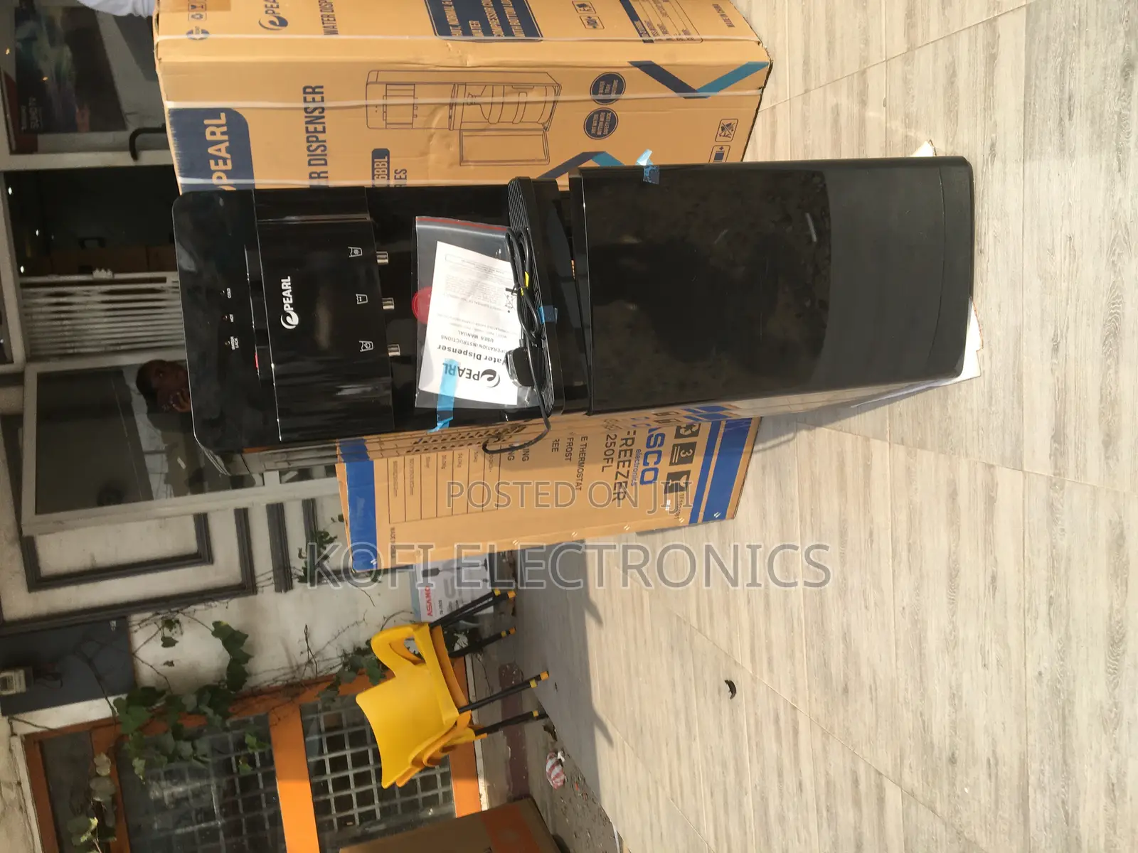 Bottom Down Pearl Water Dispenser – Black