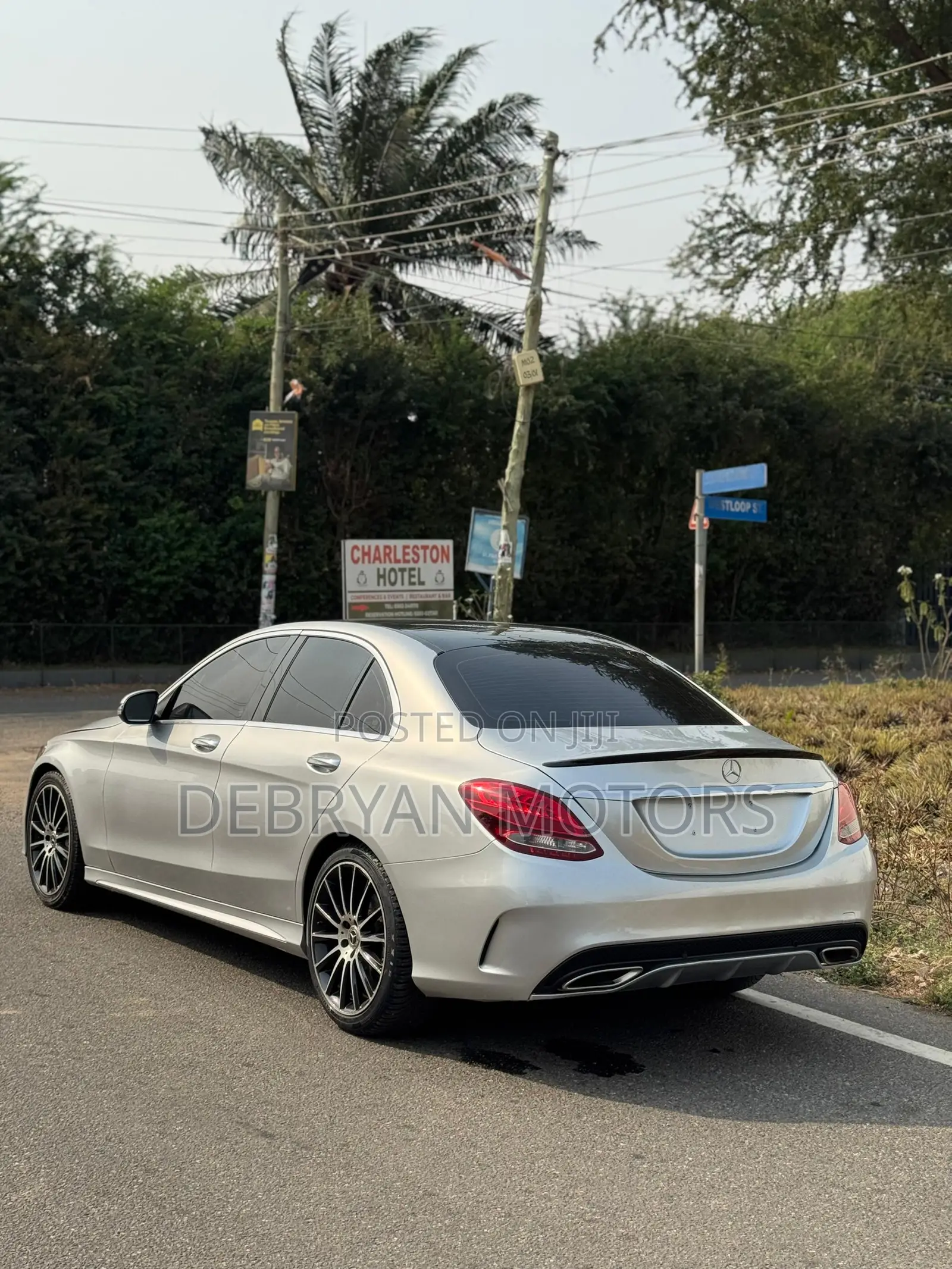Mercedes-Benz C300 Sport 4Matic Sedan AWD (2.0L 4cyl 7A) 2017 Silver