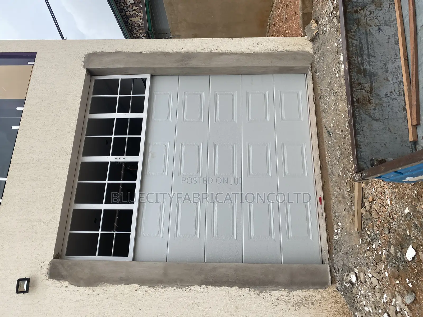 Automatic Garage Door With Fanlight