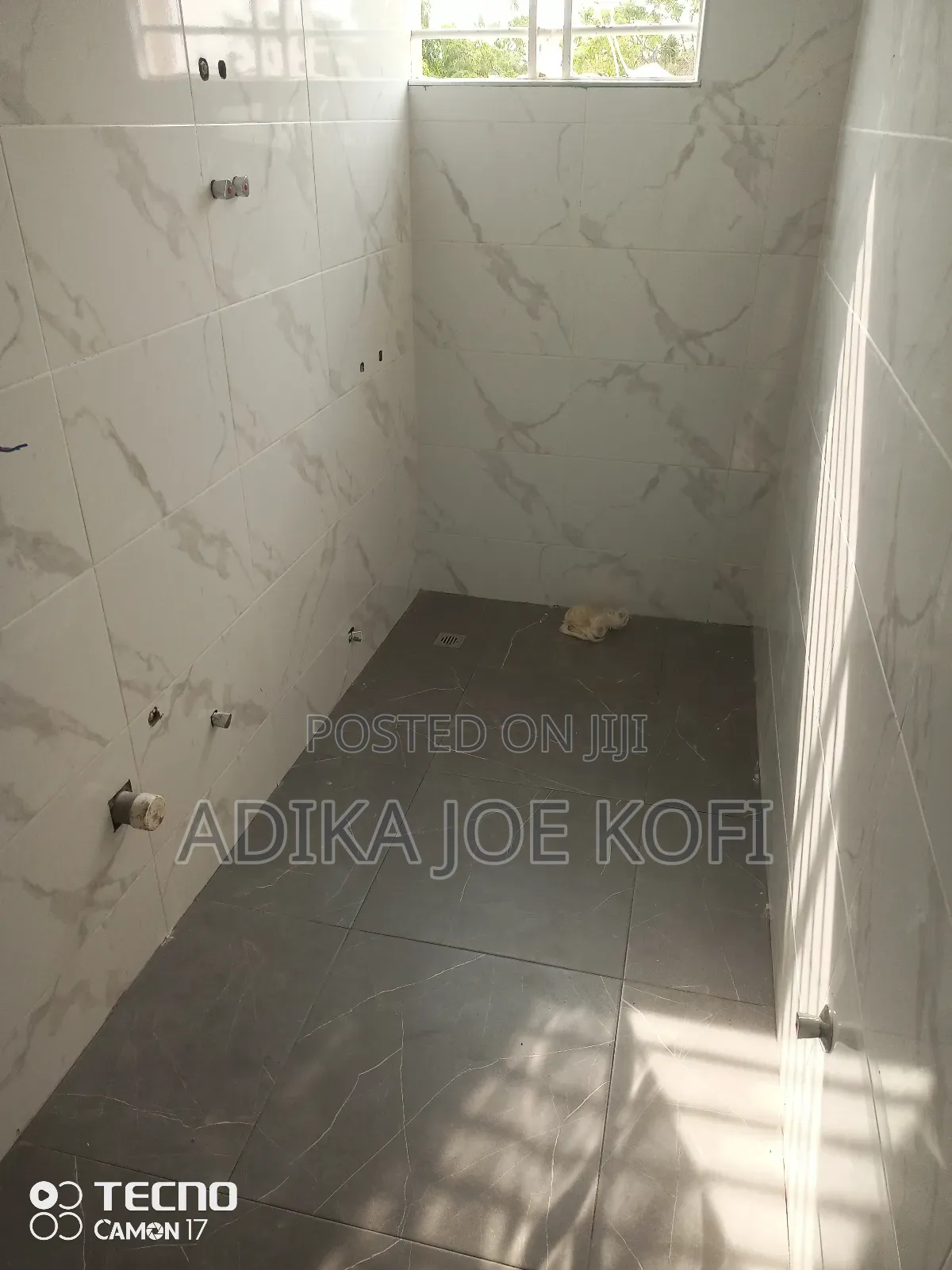 Excellent Tiles Workers