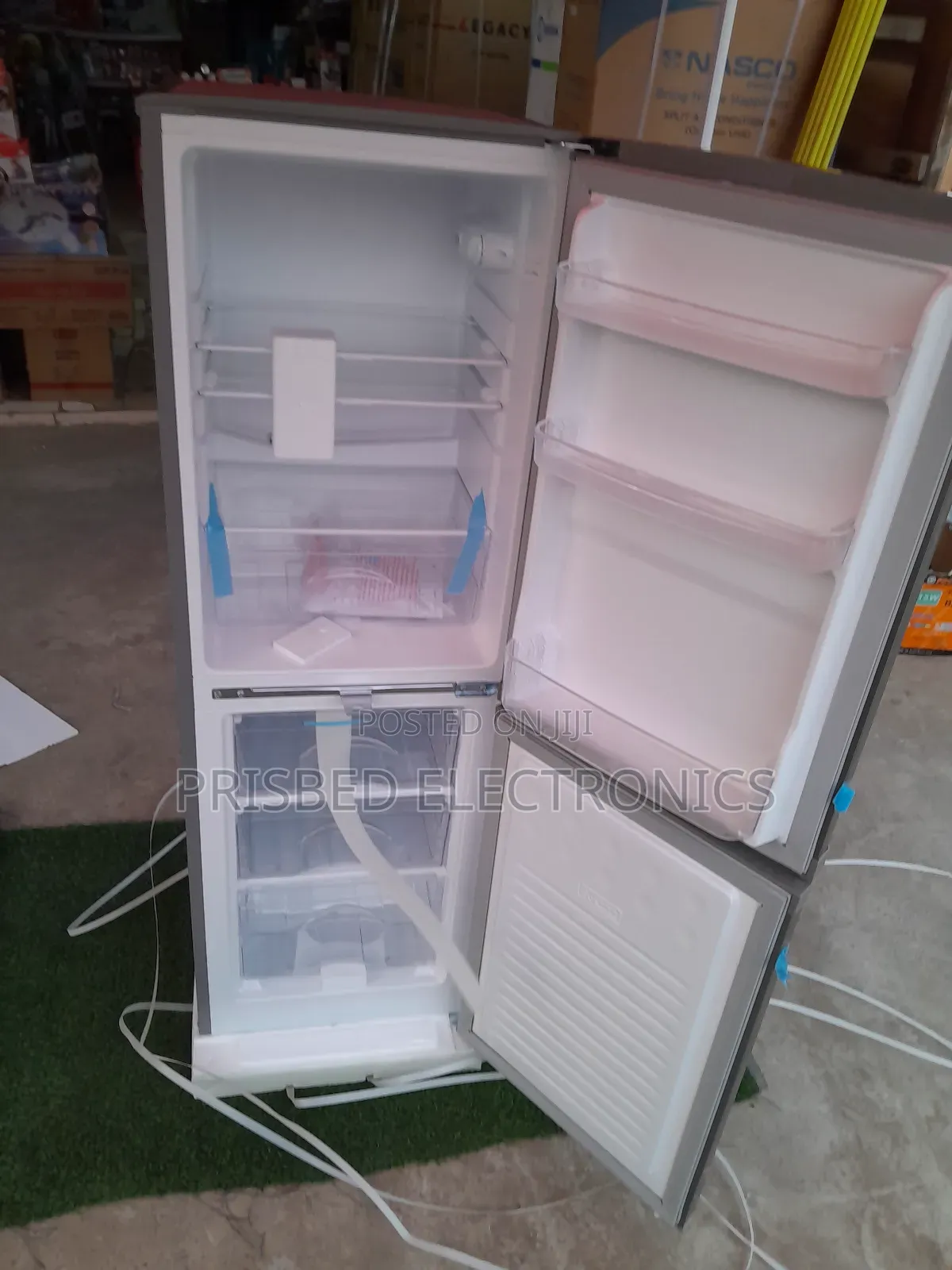 Innova Durable Double Door Combi Fridge 140 Litres