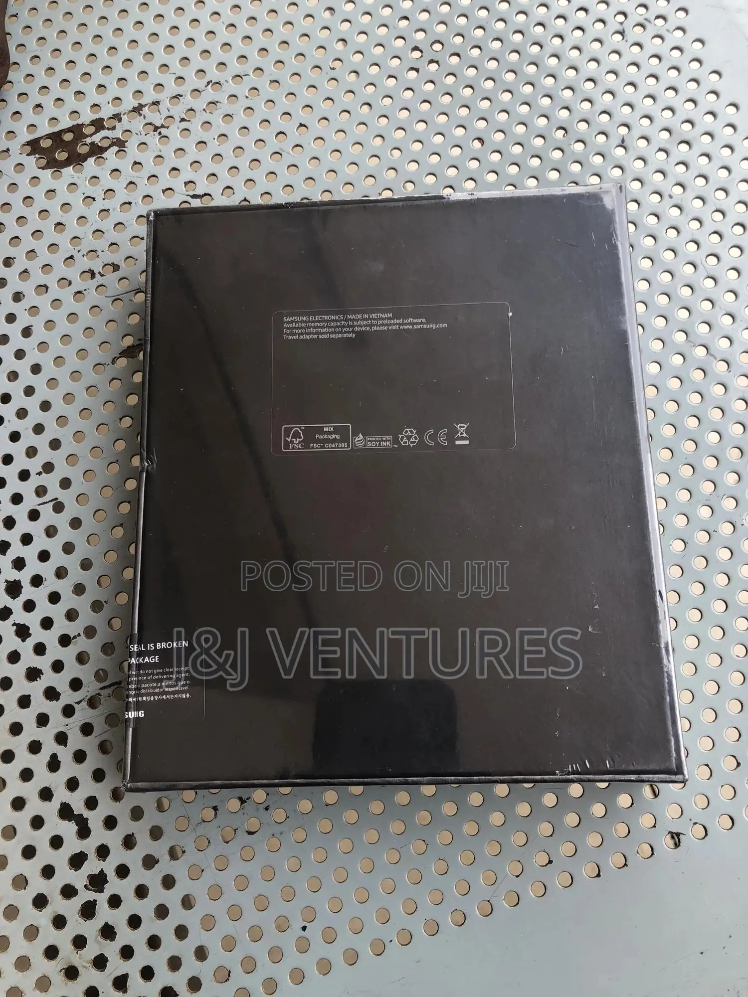 New Samsung Galaxy Z Fold4 256 GB Black