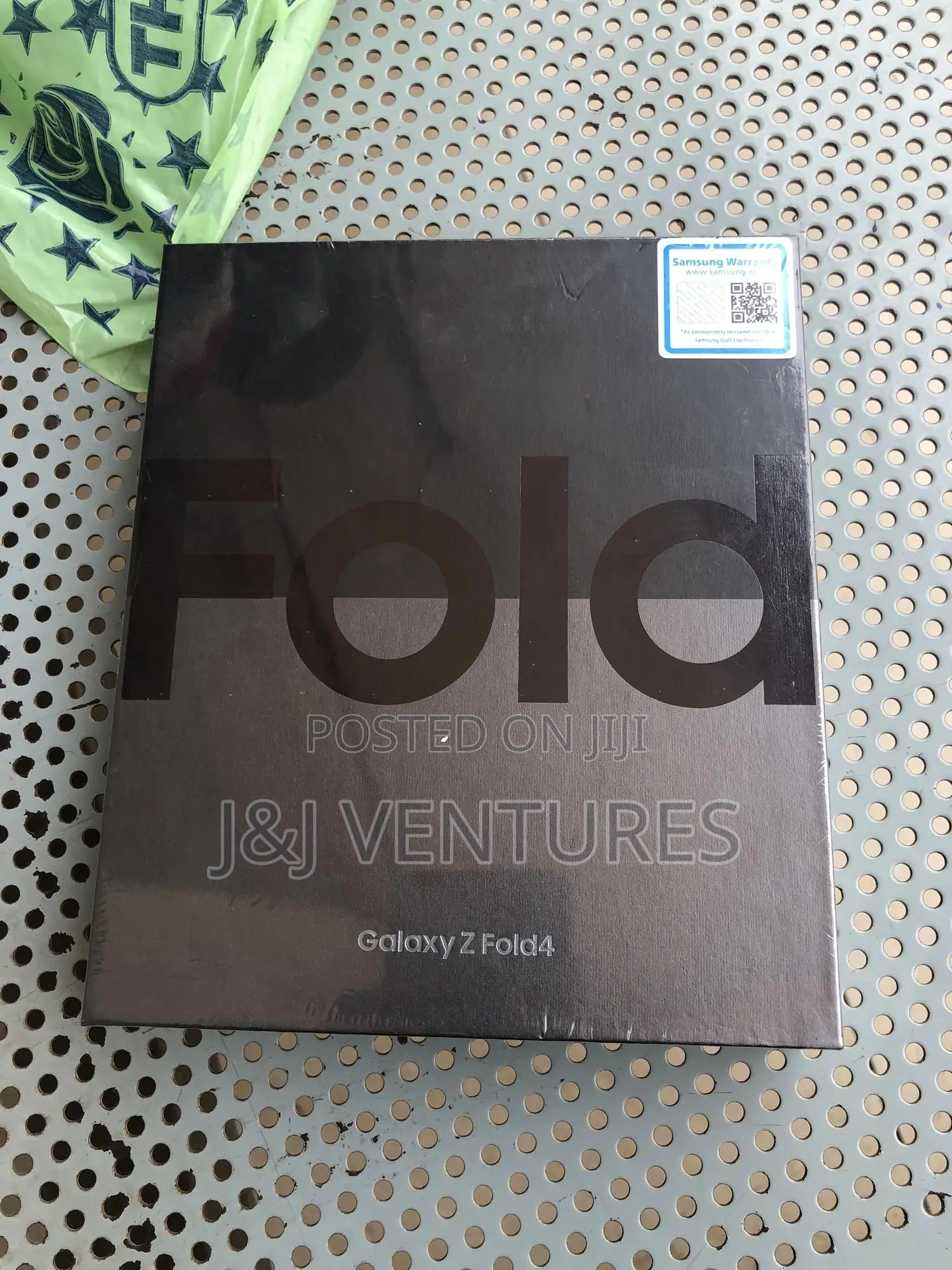 New Samsung Galaxy Z Fold4 256 GB Black