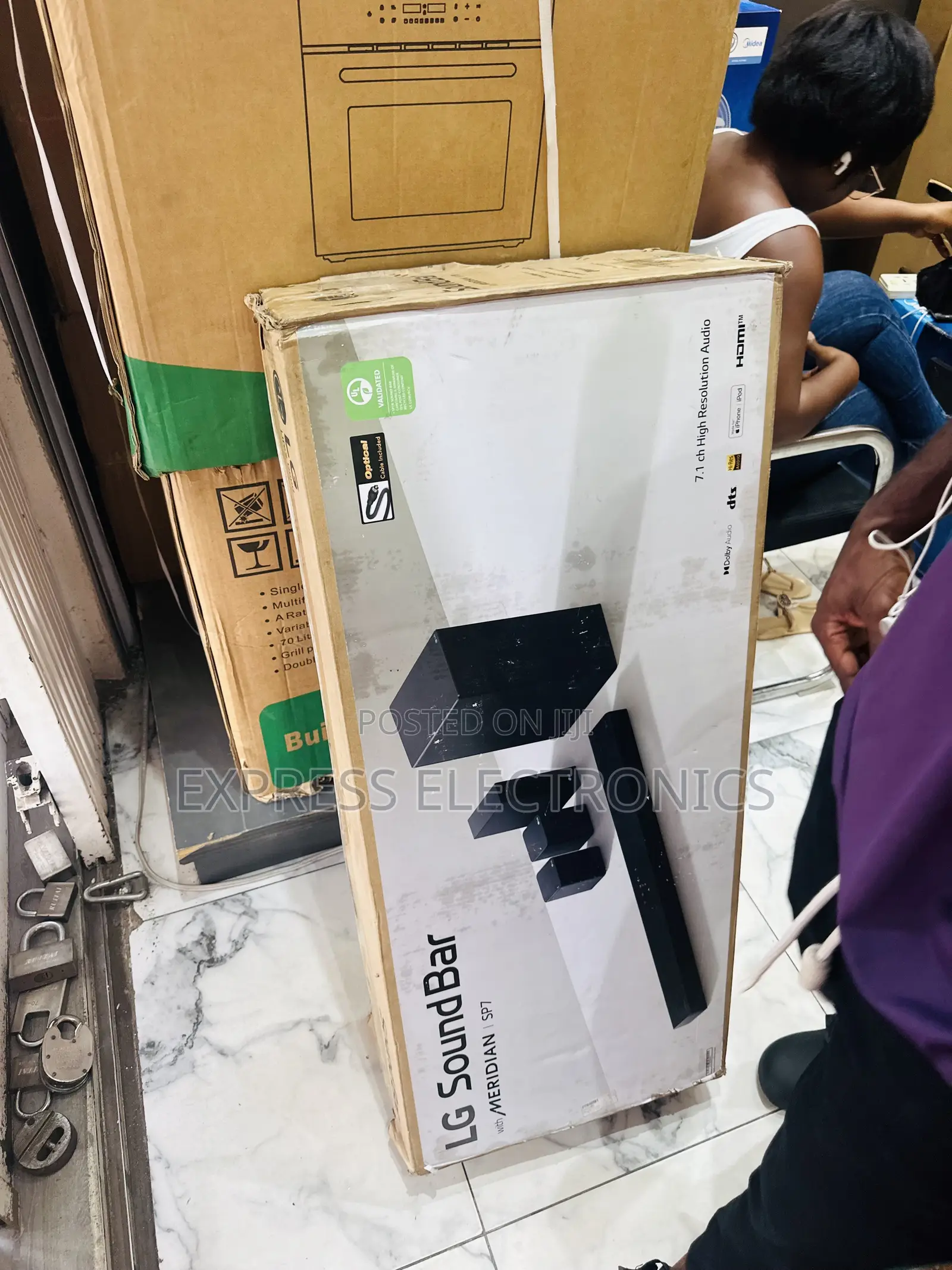 Transforming Your Space SL7Y Soundbar With Woofer