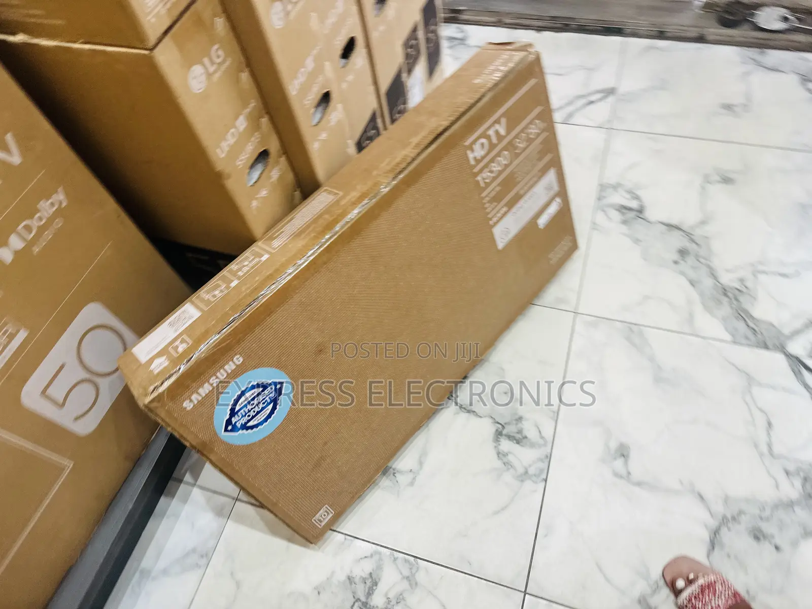 Grab Your Favorite  Samsung FHD Smart 32” Television