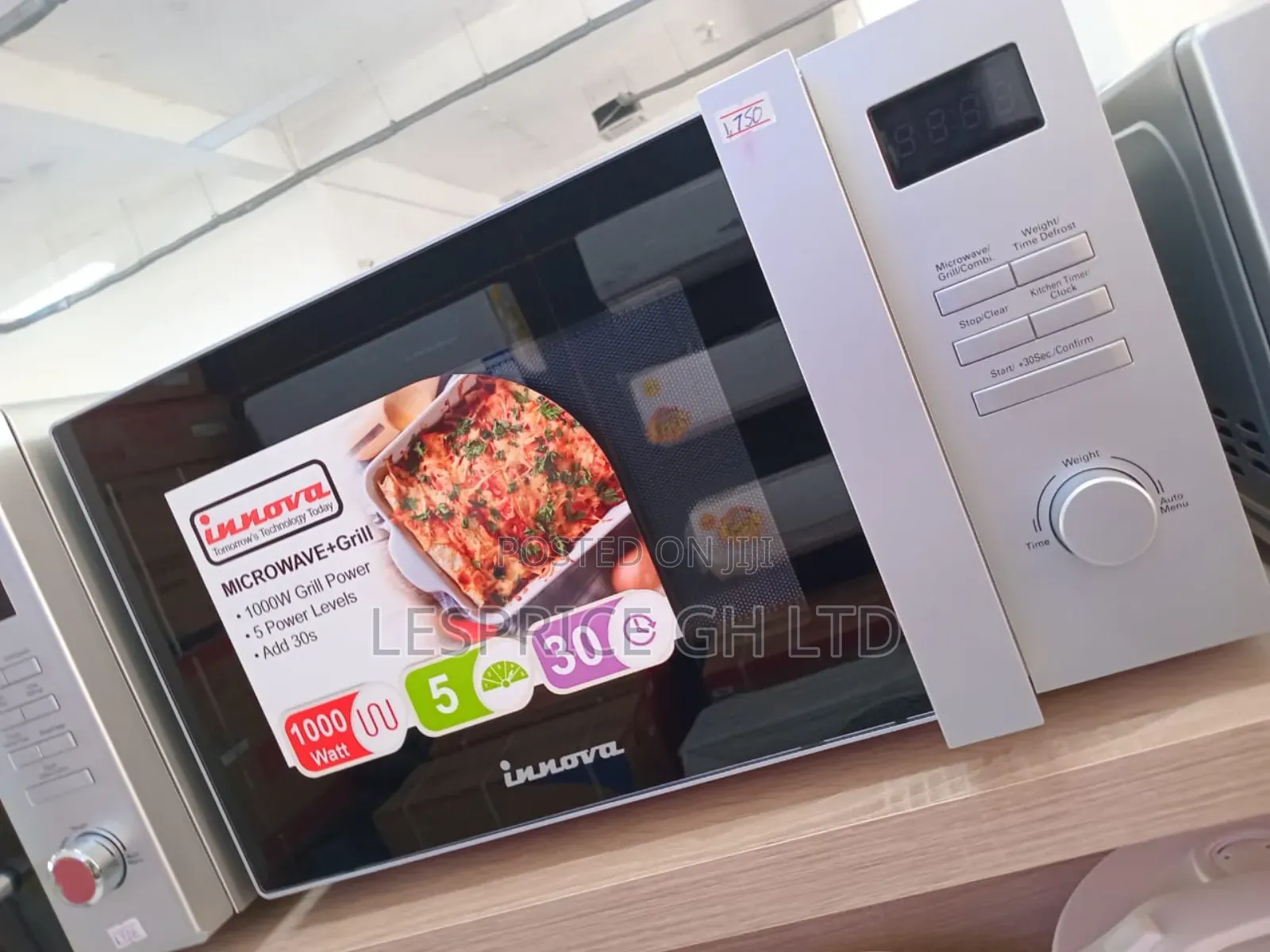 Warm Food With Innova 25L Microwave Oven